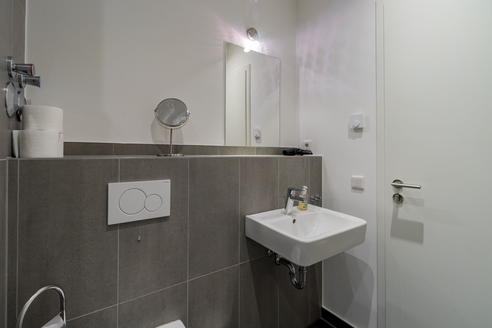  Urban Apartment With Seperat Sleeping Room  -  Urban Apartment with seperat sleeping room  - Gallery -  1