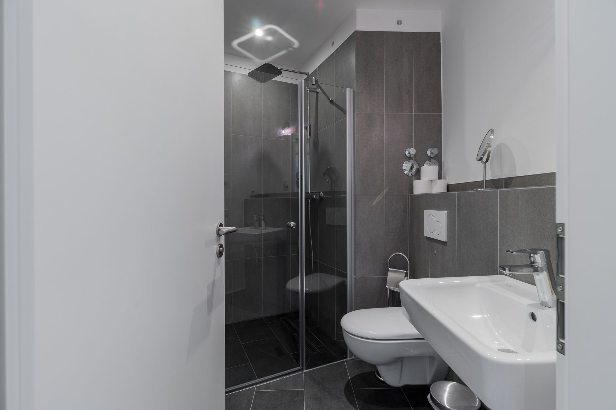  Urban Apartment With Seperat Sleeping Room  -  Urban Apartment with seperat sleeping room  - Gallery -  3