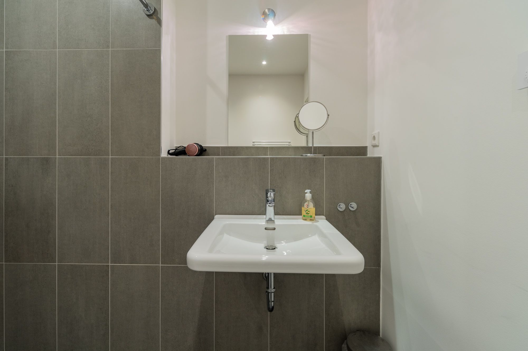  Urban Studio At Hermannplatz  -  Urban Studio at Hermannplatz  - Gallery -  2