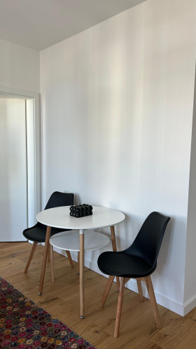 Exklusives Business-Apartment im sanierten Altbau – Zentrumsnah & High-End (Temp. Stay)