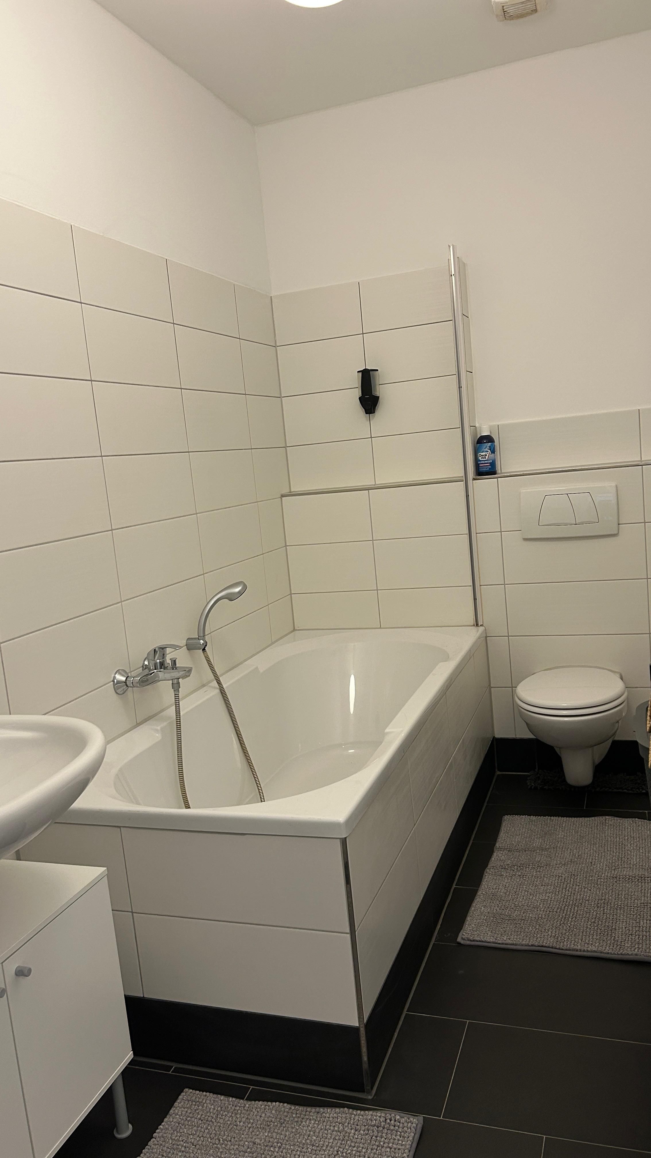  Exklusives Business-Apartment Im Sanierten Altbau – Zentrumsnah & High-End (Temp. Stay)  -  Exklusives Business-Apartment im sanierten Altbau – Zentrumsnah & High-End (Temp. Stay)  - Gallery -  6