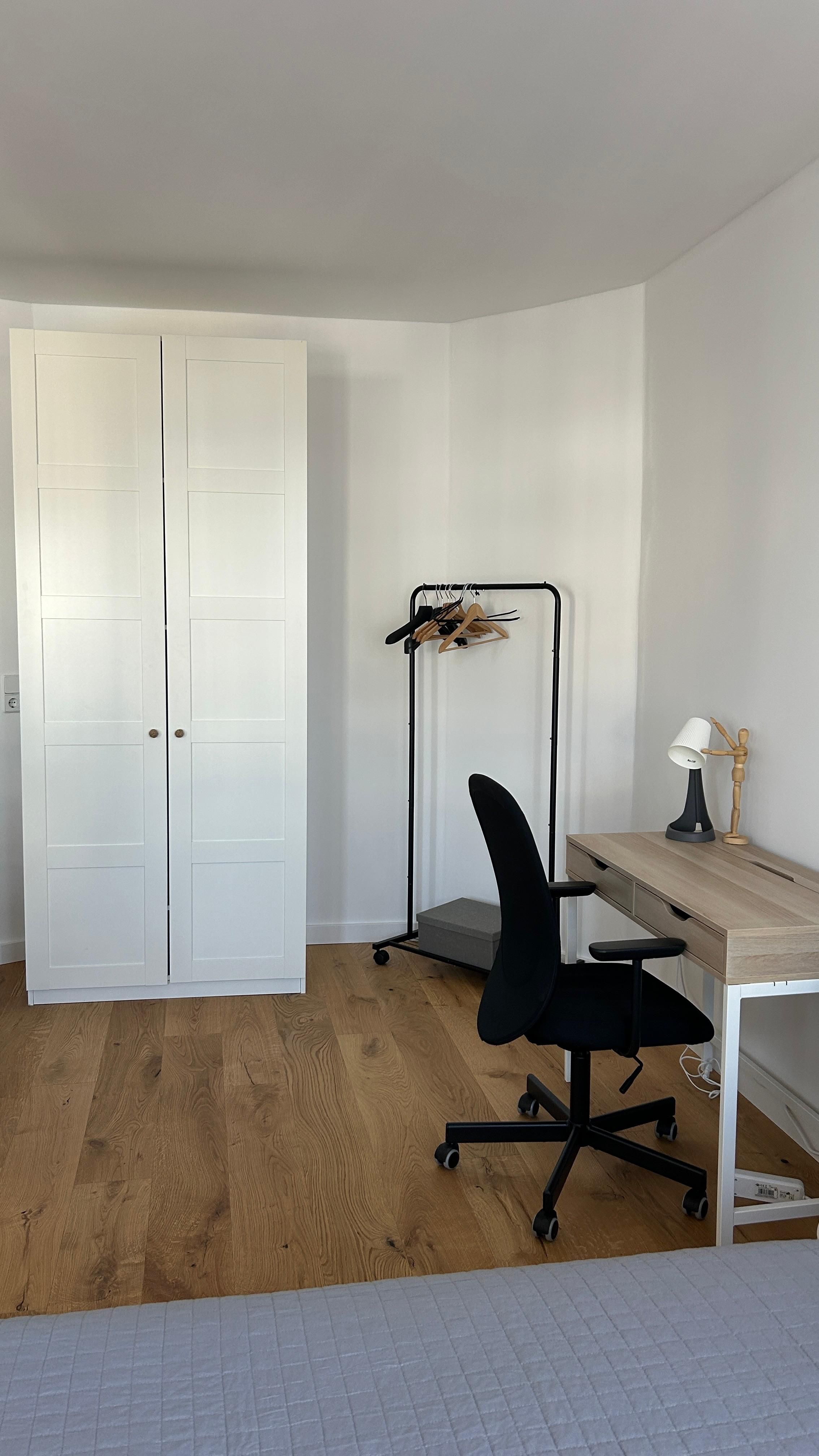  Exklusives Business-Apartment Im Sanierten Altbau – Zentrumsnah & High-End (Temp. Stay)  -  Exklusives Business-Apartment im sanierten Altbau – Zentrumsnah & High-End (Temp. Stay)  - Gallery -  7