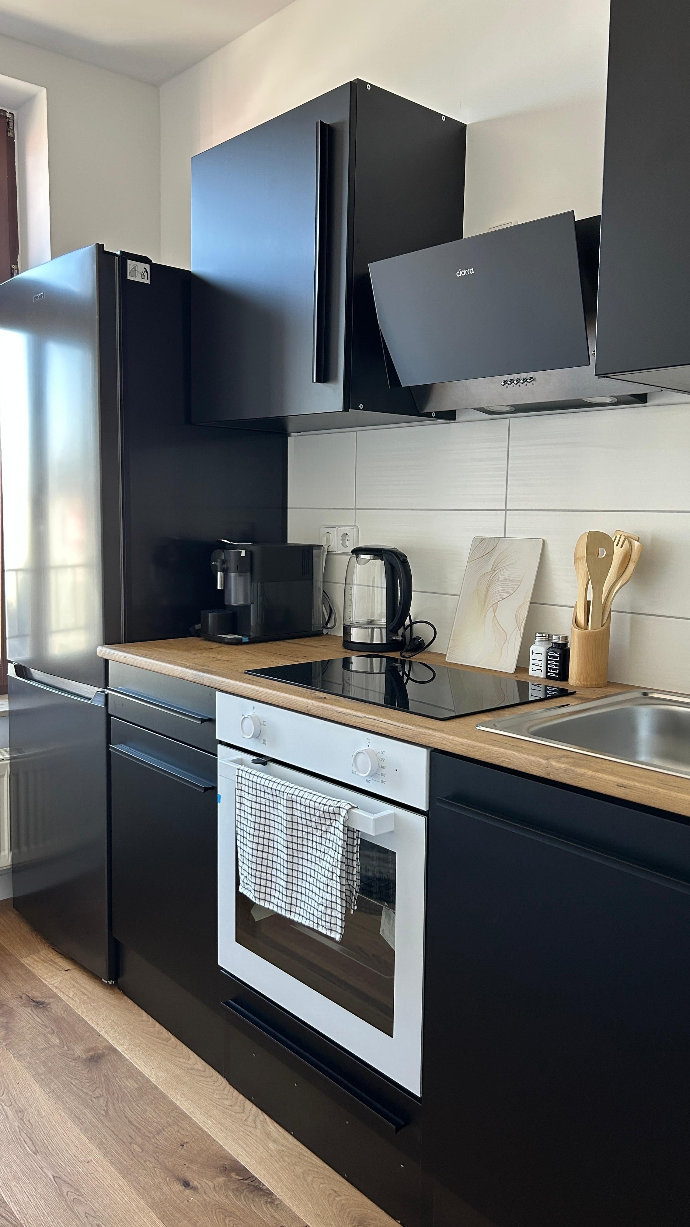  Exklusives Business-Apartment Im Sanierten Altbau – Zentrumsnah & High-End (Temp. Stay)  -  Exklusives Business-Apartment im sanierten Altbau – Zentrumsnah & High-End (Temp. Stay)  - Gallery -  10