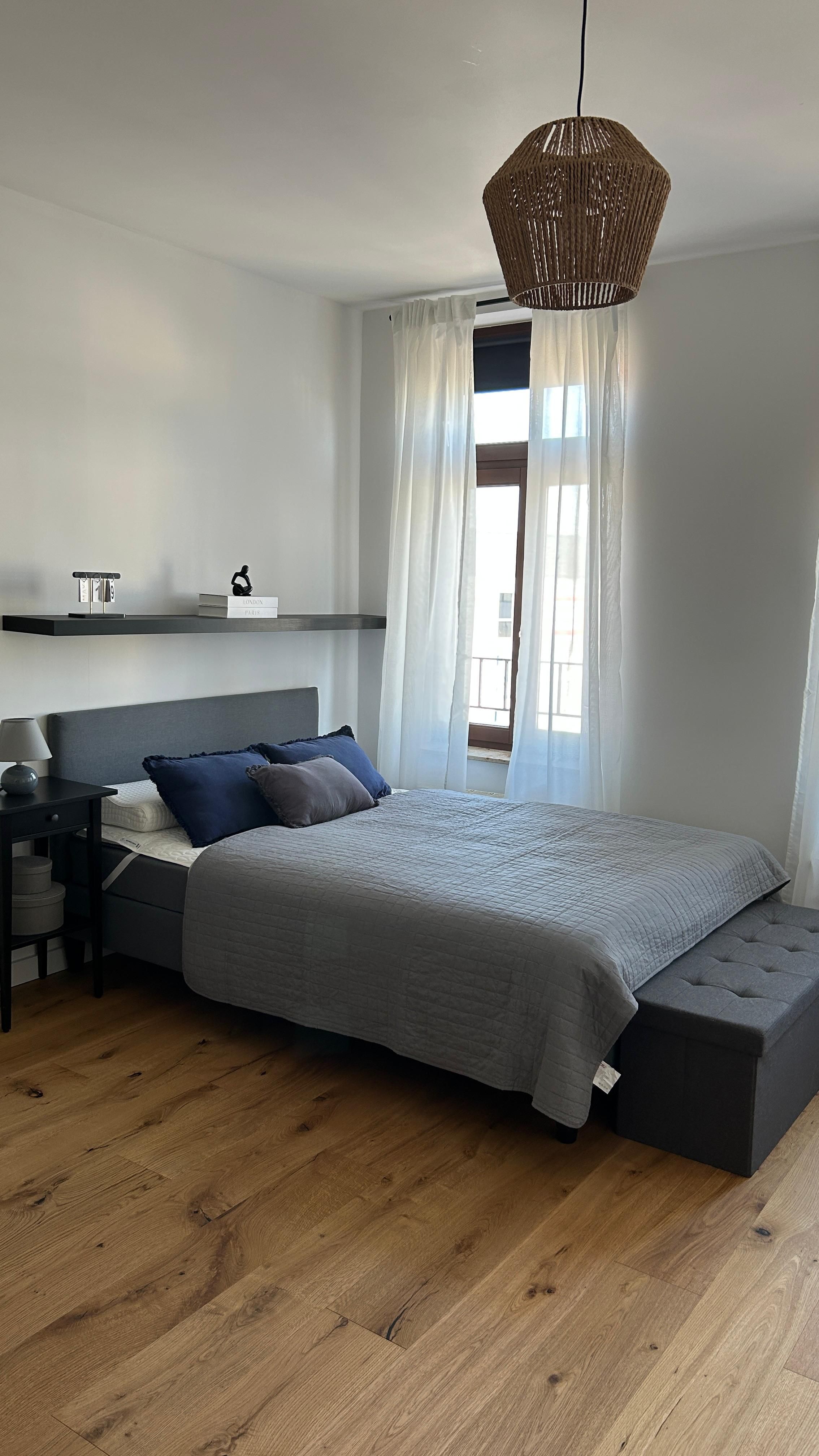  Exklusives Business-Apartment Im Sanierten Altbau – Zentrumsnah & High-End (Temp. Stay)  -  Exklusives Business-Apartment im sanierten Altbau – Zentrumsnah & High-End (Temp. Stay)  - Gallery -  4
