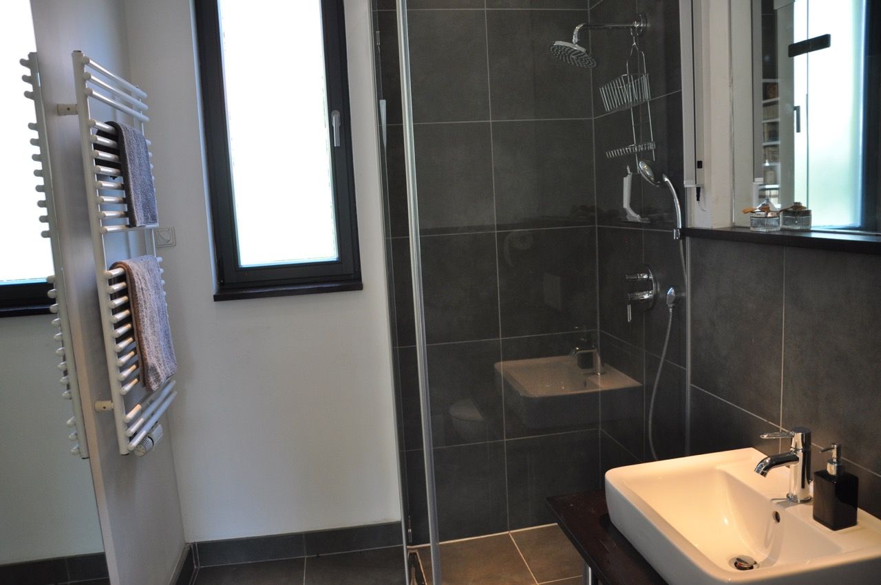  Beautiful Apartment For Rent In Zehlendorf – Great Subway Connection And Close To The University (Kr  -  Beautiful apartment for rent in Zehlendorf – great subway connection and close to the university (Krumme Lanke)  - Gallery -  3