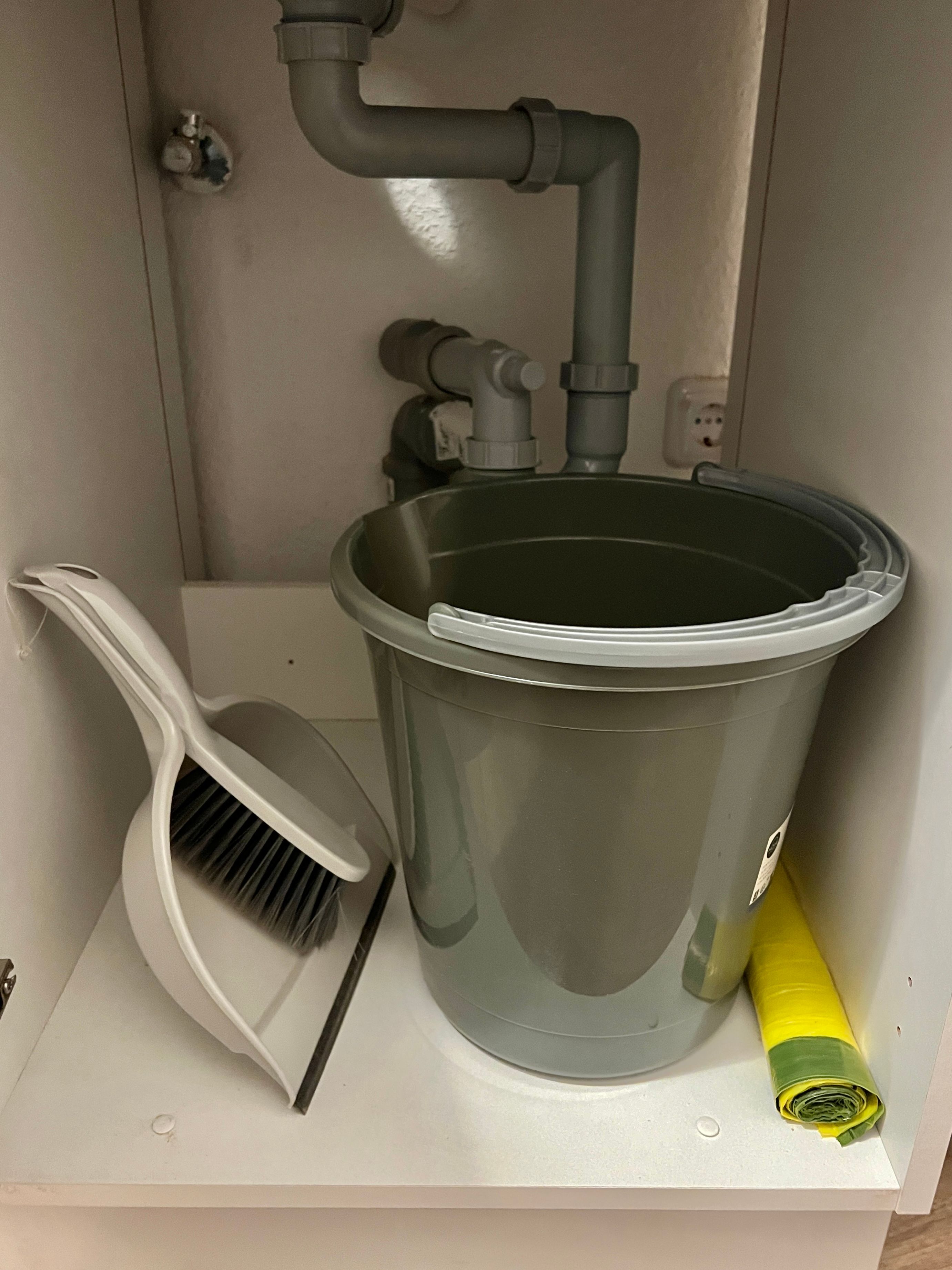  Furnished 4-Room Apartment In Quiet Location – Perfect For Families Or Shared Living  -  Furnished 4-Room Apartment in Quiet Location – Perfect for Families or Shared Living  - Gallery -  26