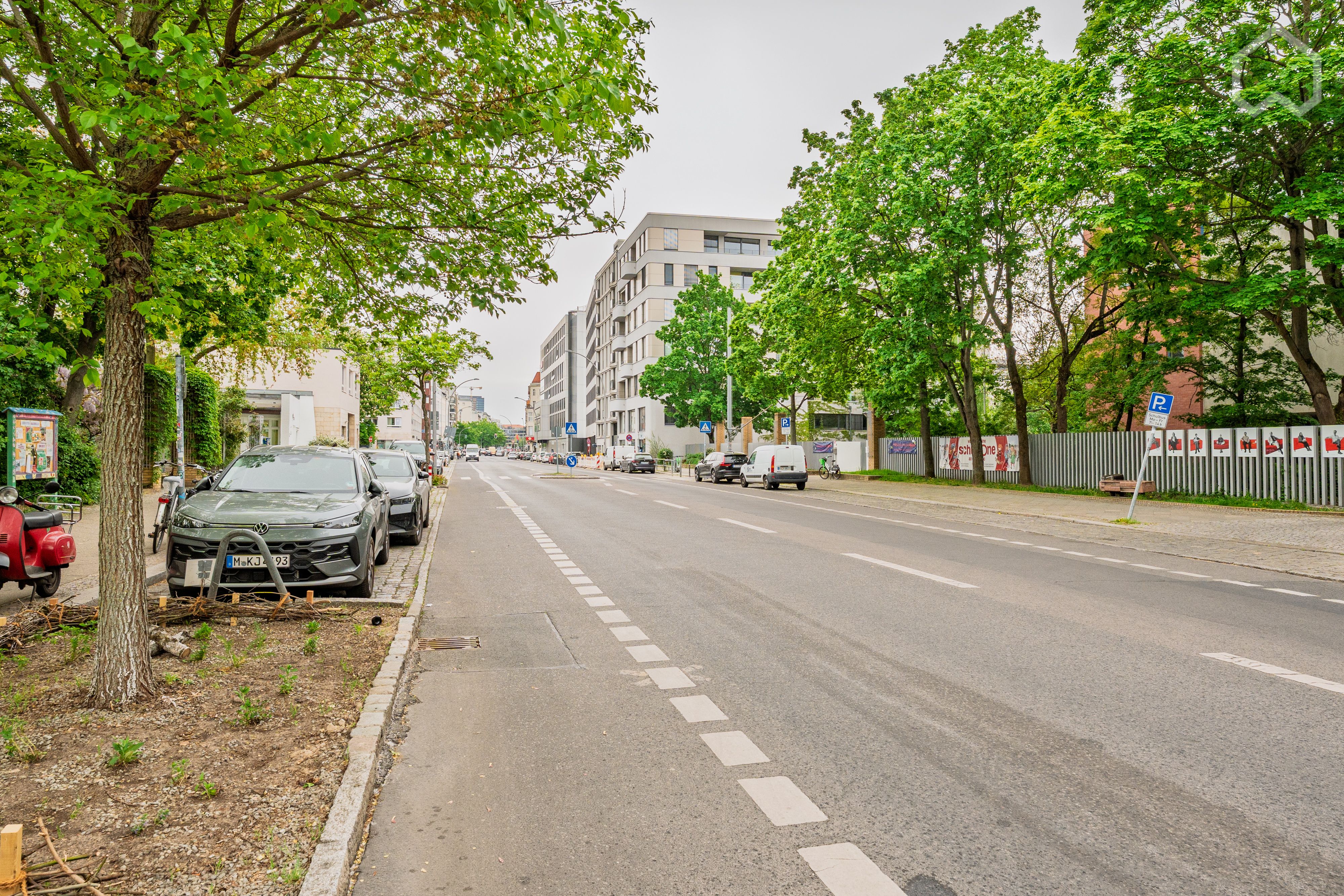 Beautiful And Spacious Altbau Wohnung Close By The Lively Potsdamerstraße - Beautiful and spacious Altbau Wohnung close by the lively Potsdamerstraße - Gallery - 1