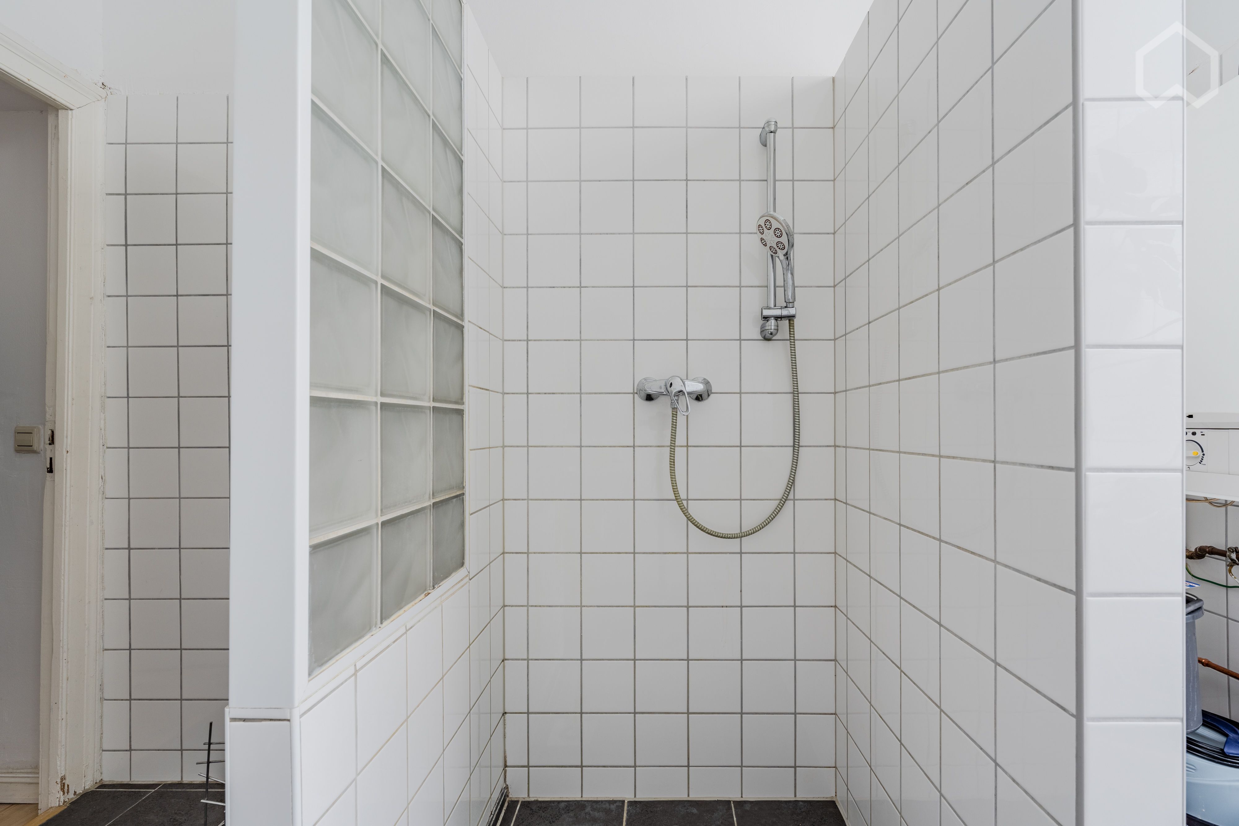 Beautiful And Spacious Altbau Wohnung Close By The Lively Potsdamerstraße - Beautiful and spacious Altbau Wohnung close by the lively Potsdamerstraße - Gallery - 11
