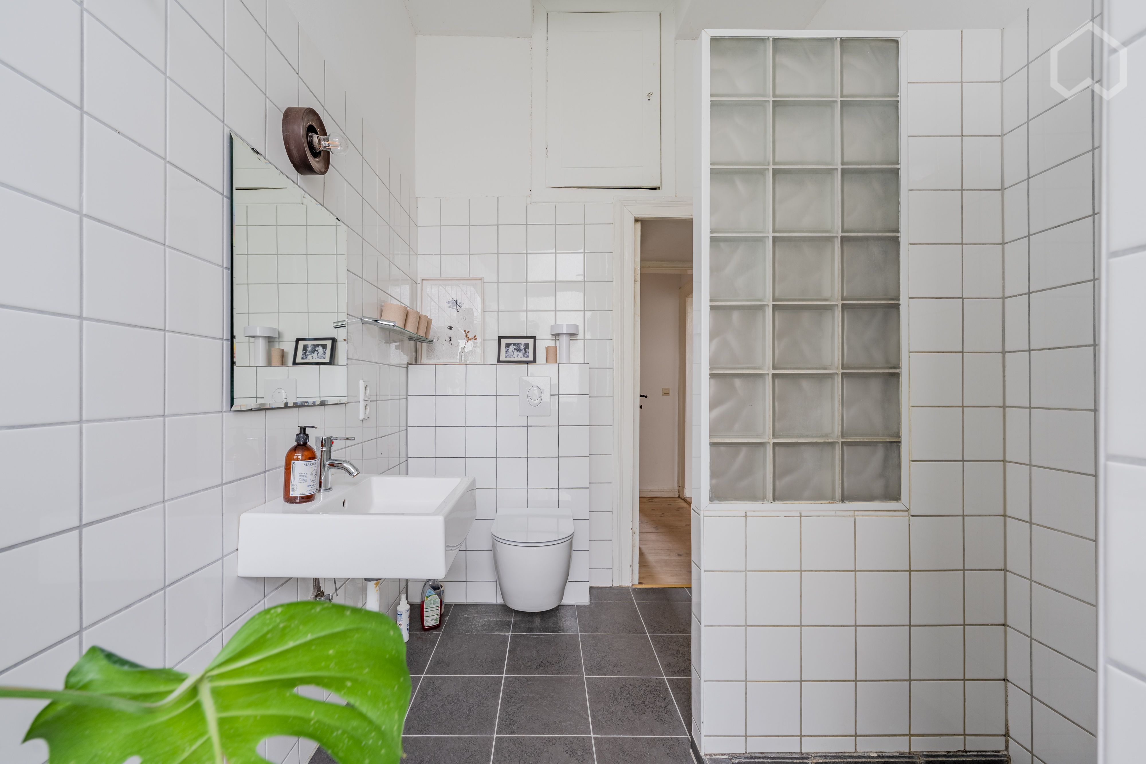 Beautiful And Spacious Altbau Wohnung Close By The Lively Potsdamerstraße - Beautiful and spacious Altbau Wohnung close by the lively Potsdamerstraße - Gallery - 10