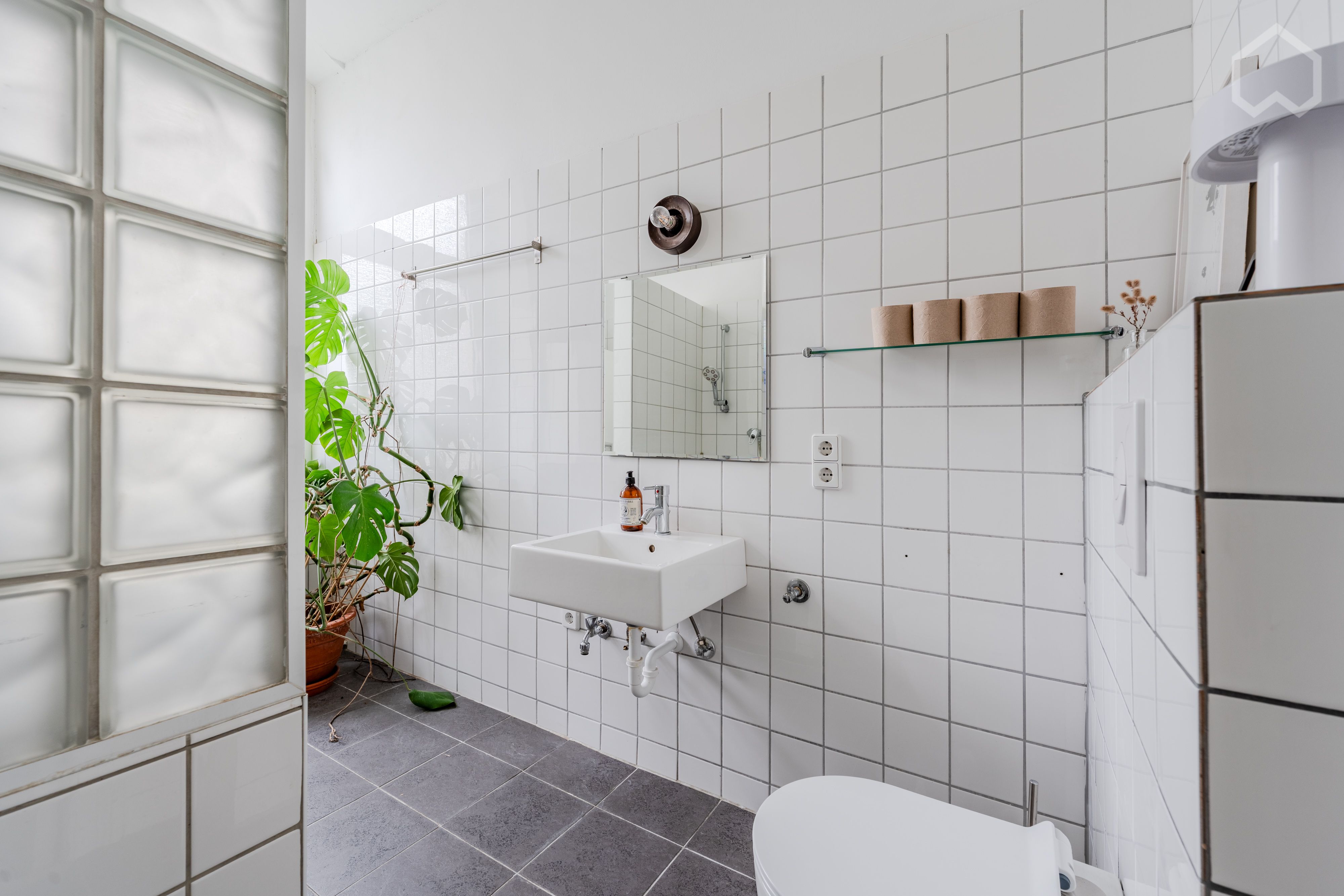 Beautiful And Spacious Altbau Wohnung Close By The Lively Potsdamerstraße - Beautiful and spacious Altbau Wohnung close by the lively Potsdamerstraße - Gallery - 12