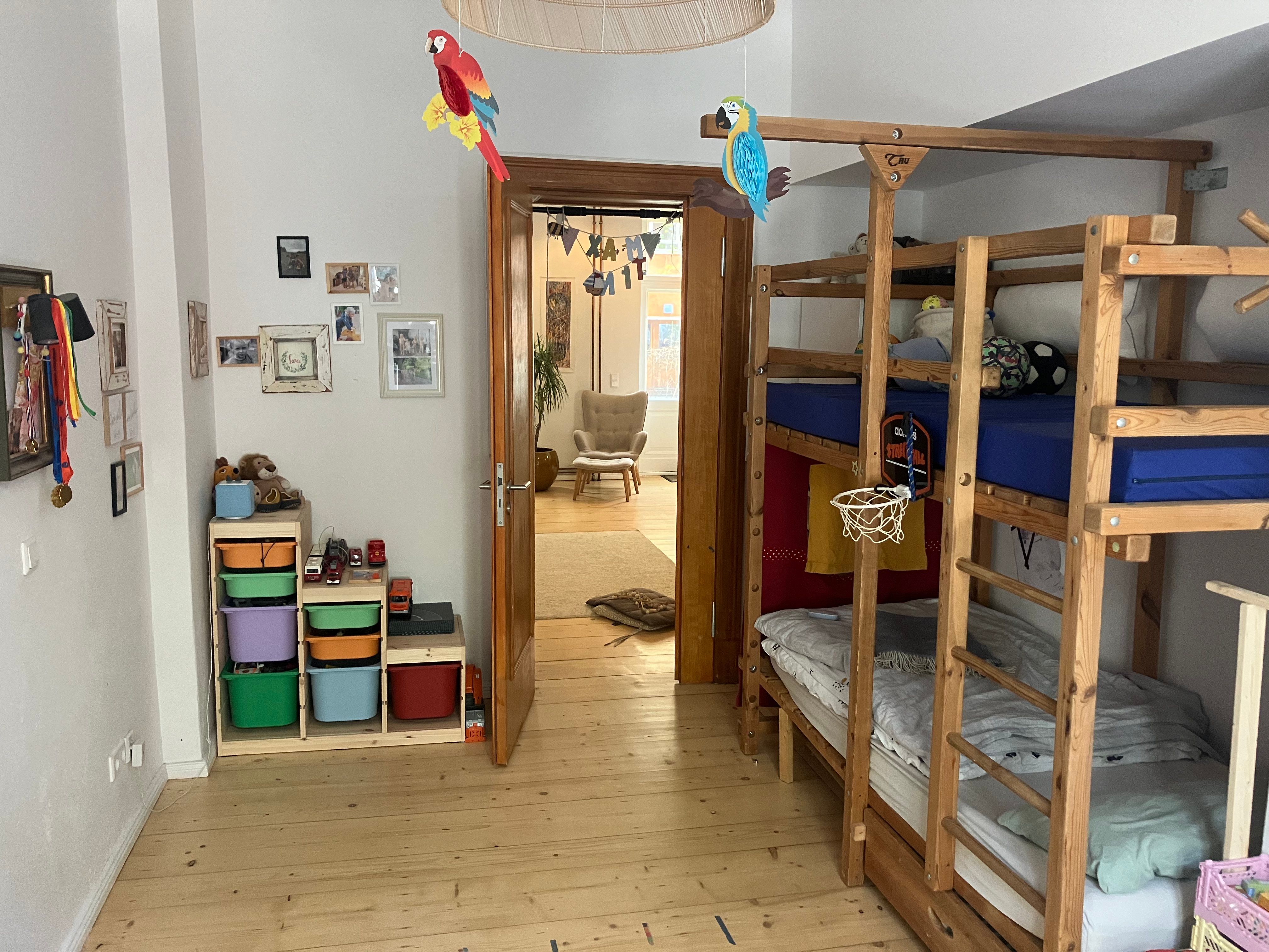  Charming 3.5 Room Maisonette Altbau Apartment In The Heart Of Kaskelkiez (next To Ostkreuz)  -  Charming 3.5 room Maisonette Altbau Apartment in the Heart of Kaskelkiez (next to Ostkreuz)  - Gallery -  14