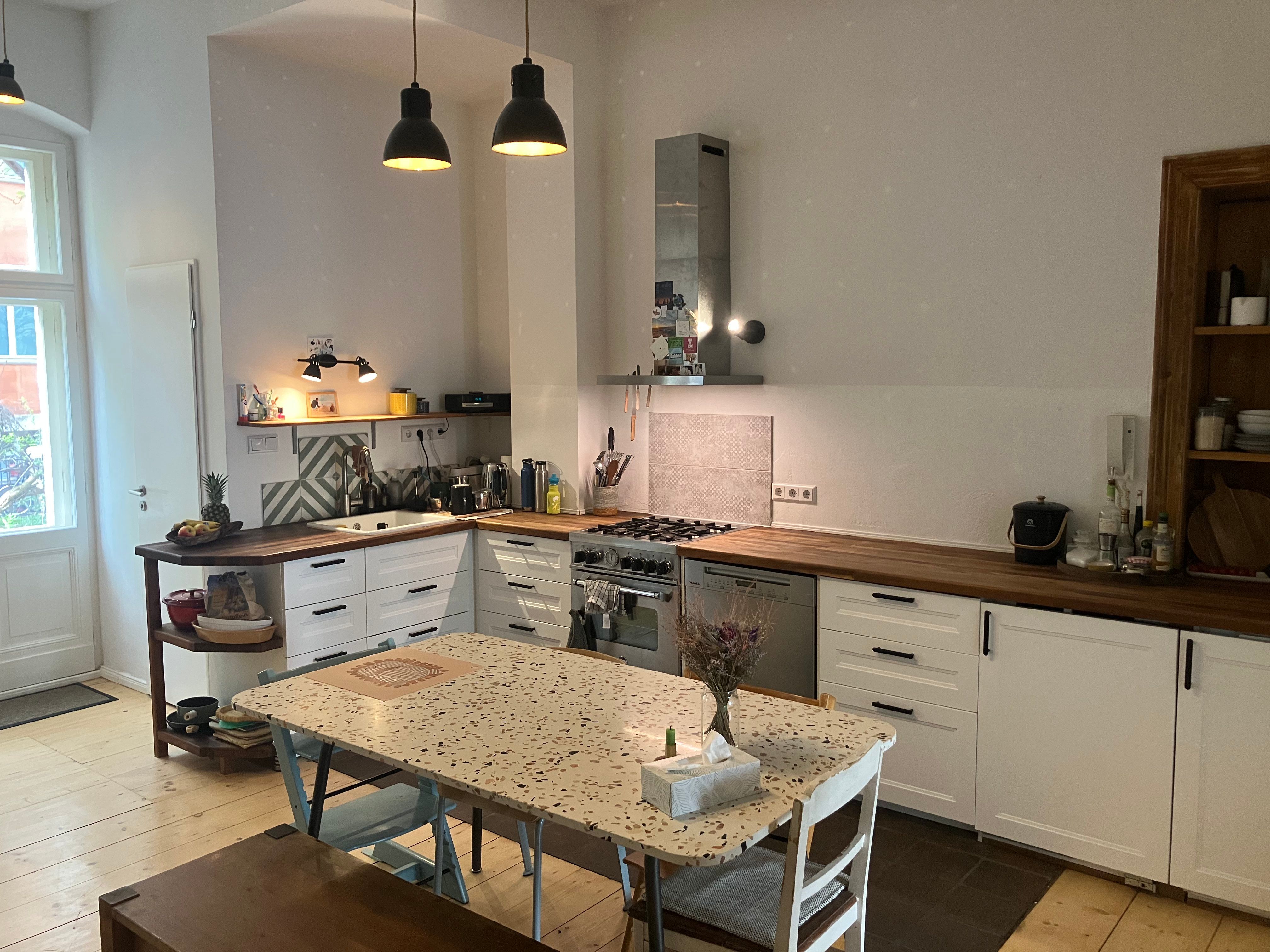  Charming 3.5 Room Maisonette Altbau Apartment In The Heart Of Kaskelkiez (next To Ostkreuz)  -  Charming 3.5 room Maisonette Altbau Apartment in the Heart of Kaskelkiez (next to Ostkreuz)  - Gallery -  21