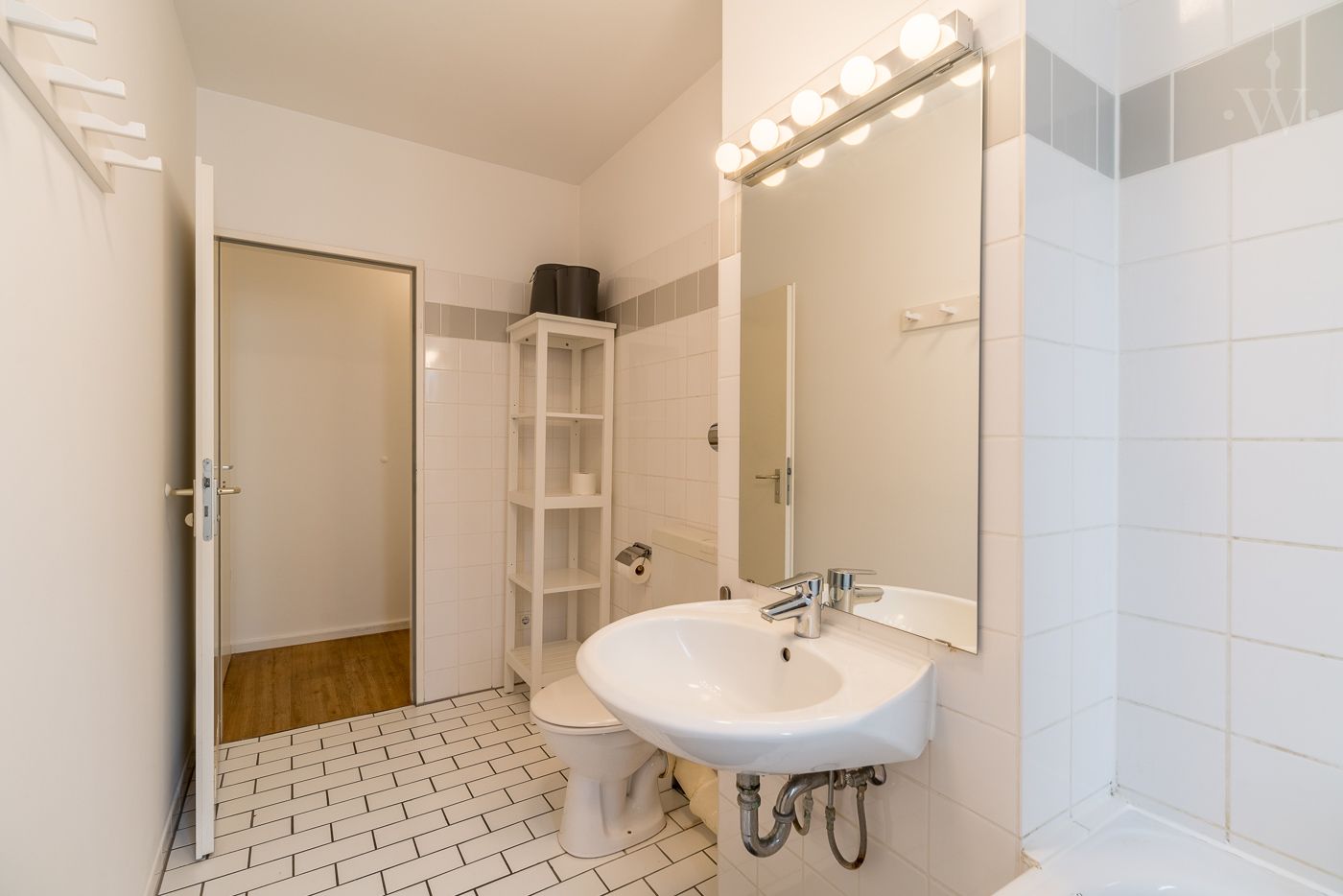  Cozy Furnished 3-Room Apartment In Tiergarten  -  Cozy furnished 3-room apartment in Tiergarten  - Gallery -  8