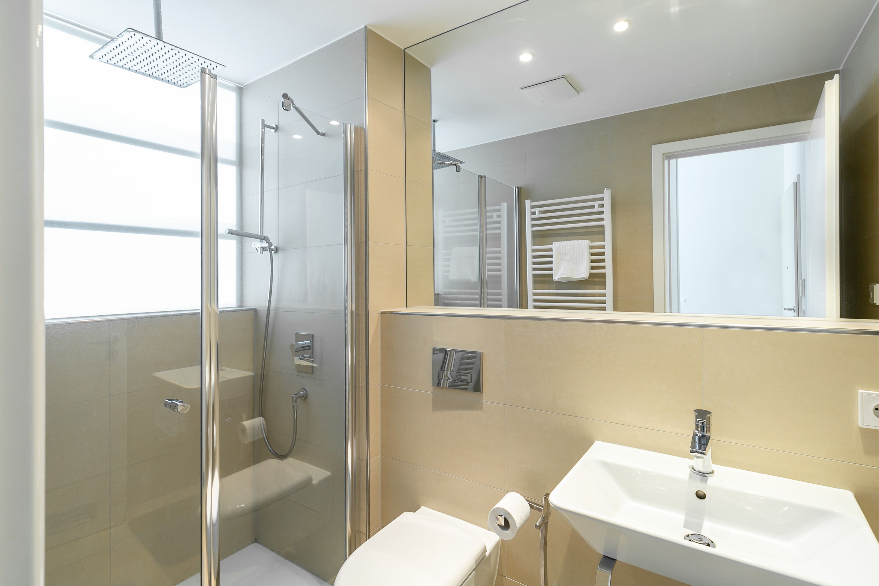  Bright Apartment In Berlin Kreuzberg On Mariannenplatz - High Quality Renovated - Exclusively Equipp  -  Bright apartment in Berlin Kreuzberg on Mariannenplatz - high quality renovated - exclusively equipped!  - Gallery -  5