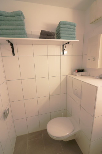 Stylishly furnished 3-room apartment with a view of Charlottenburg Palace