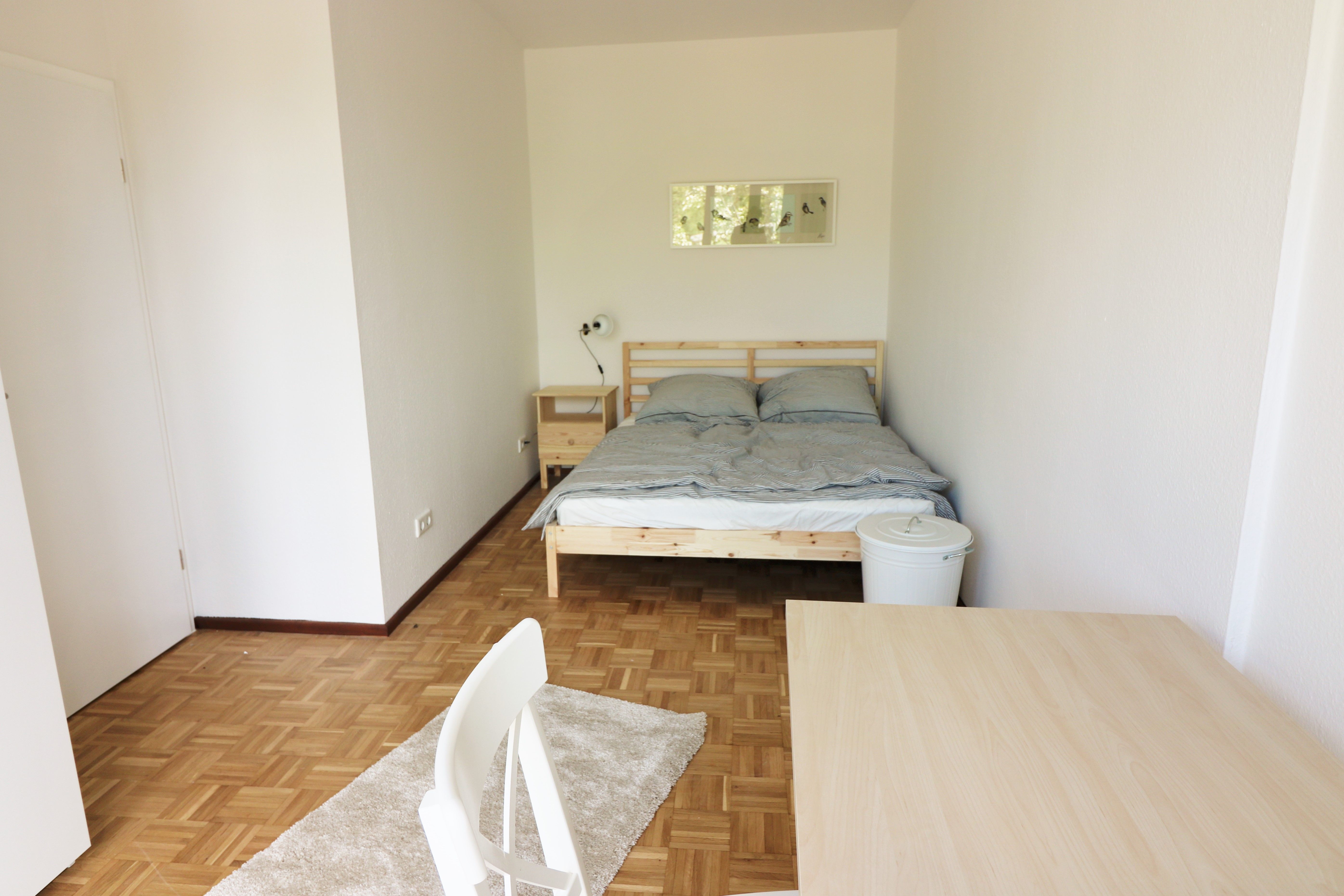  Stylishly Furnished 3-Room Apartment With A View Of Charlottenburg Palace  -  Stylishly furnished 3-room apartment with a view of Charlottenburg Palace  - Gallery -  16