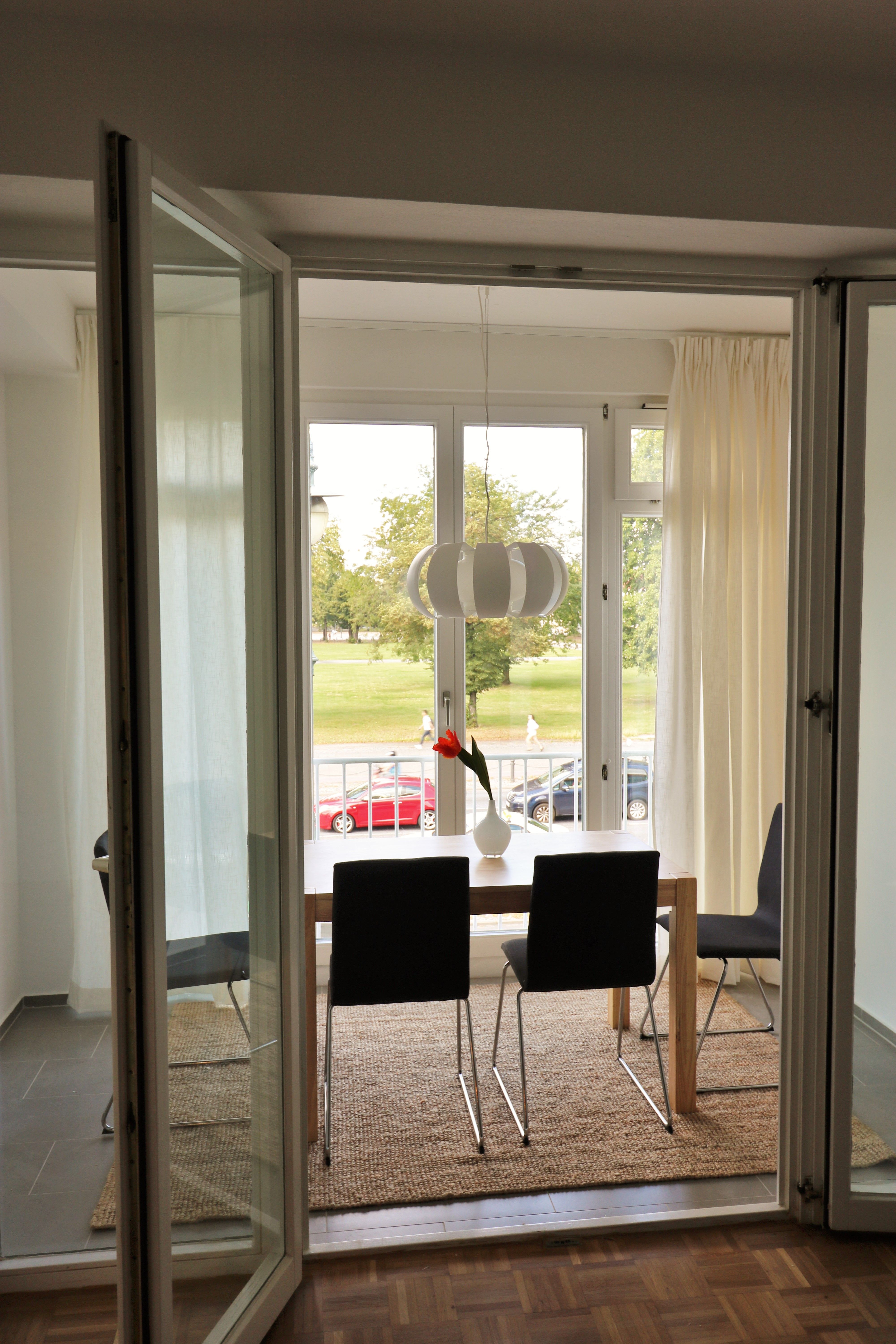  Stylishly Furnished 3-Room Apartment With A View Of Charlottenburg Palace  -  Stylishly furnished 3-room apartment with a view of Charlottenburg Palace  - Gallery -  12