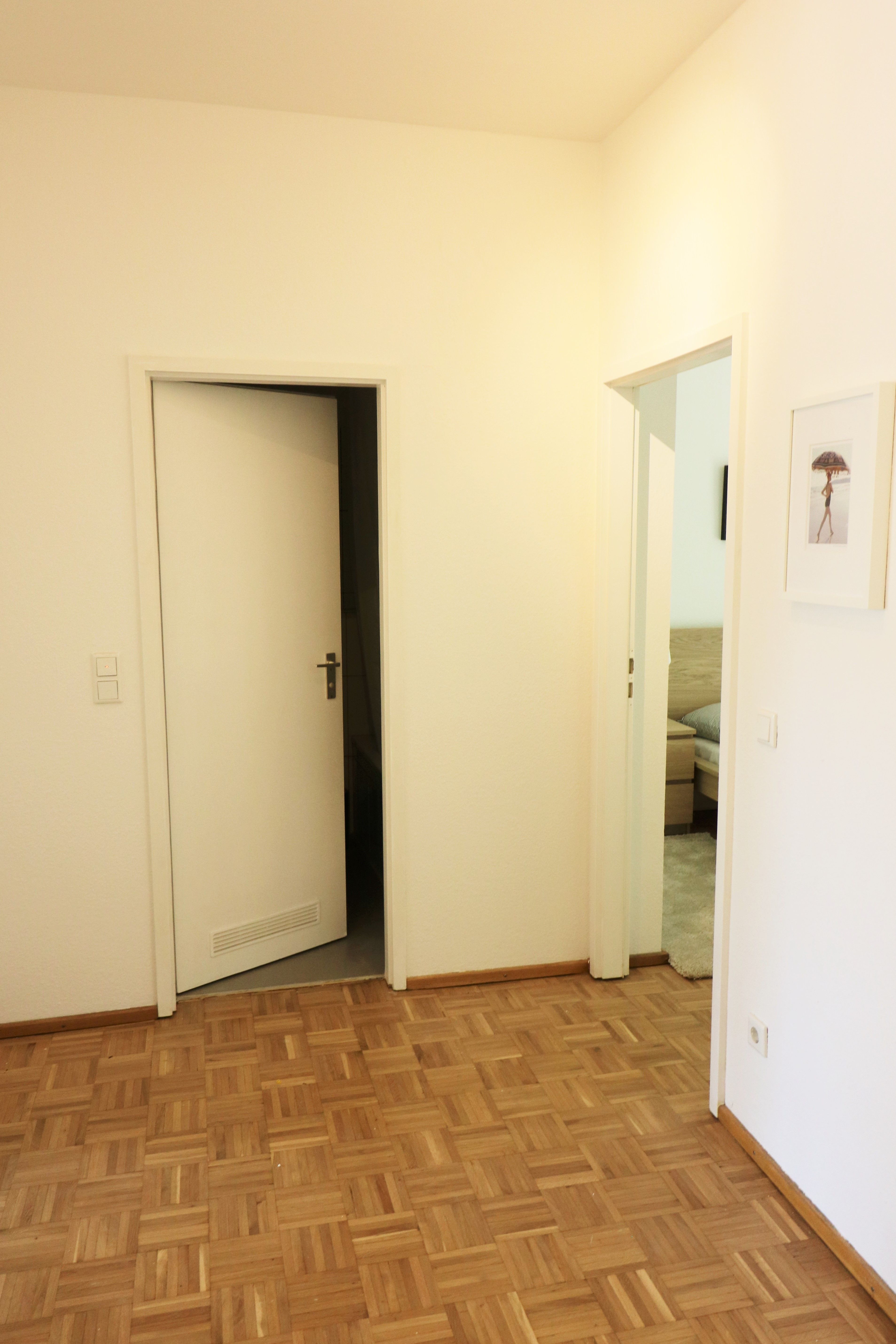  Stylishly Furnished 3-Room Apartment With A View Of Charlottenburg Palace  -  Stylishly furnished 3-room apartment with a view of Charlottenburg Palace  - Gallery -  4