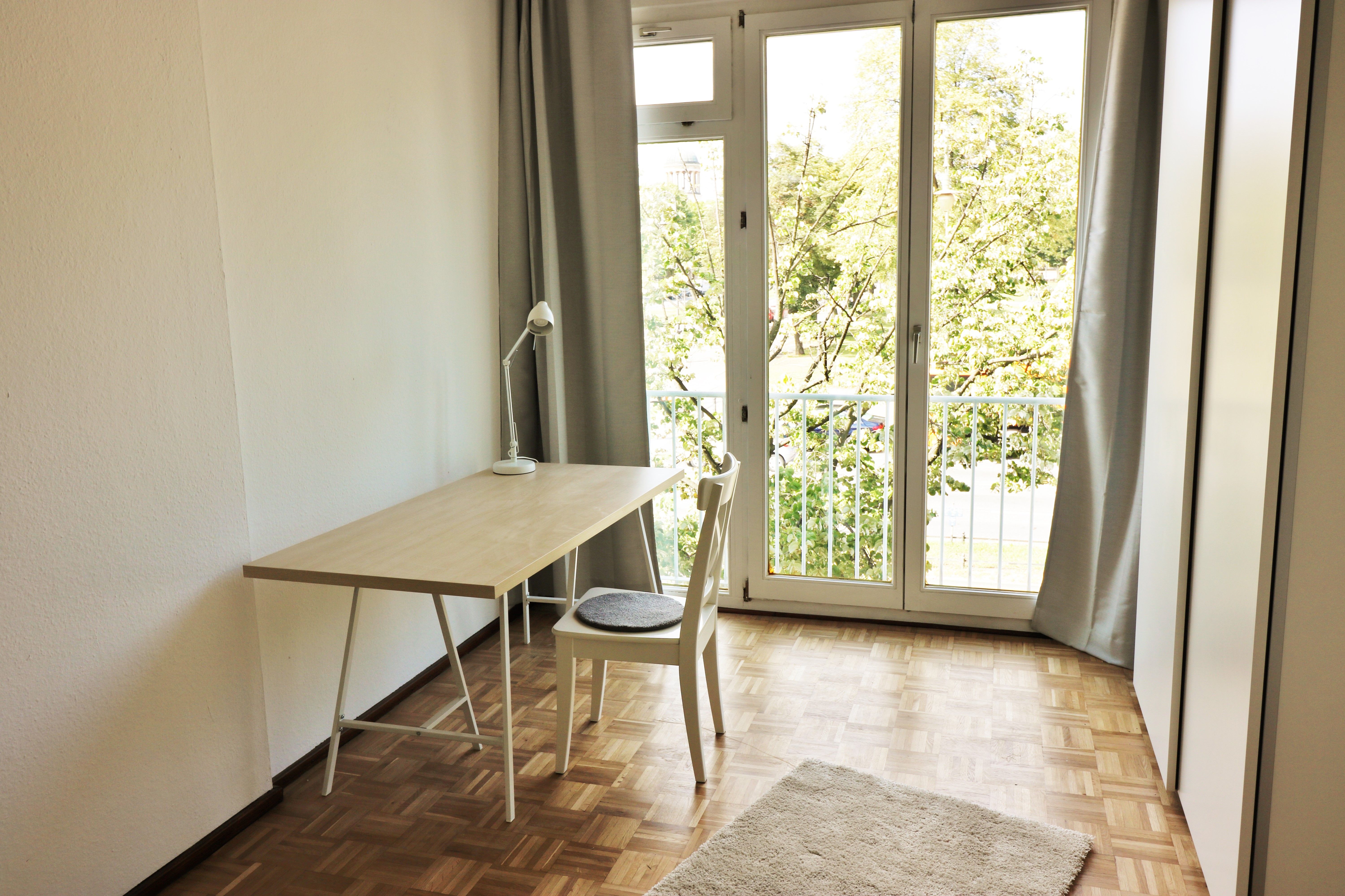  Stylishly Furnished 3-Room Apartment With A View Of Charlottenburg Palace  -  Stylishly furnished 3-room apartment with a view of Charlottenburg Palace  - Gallery -  15