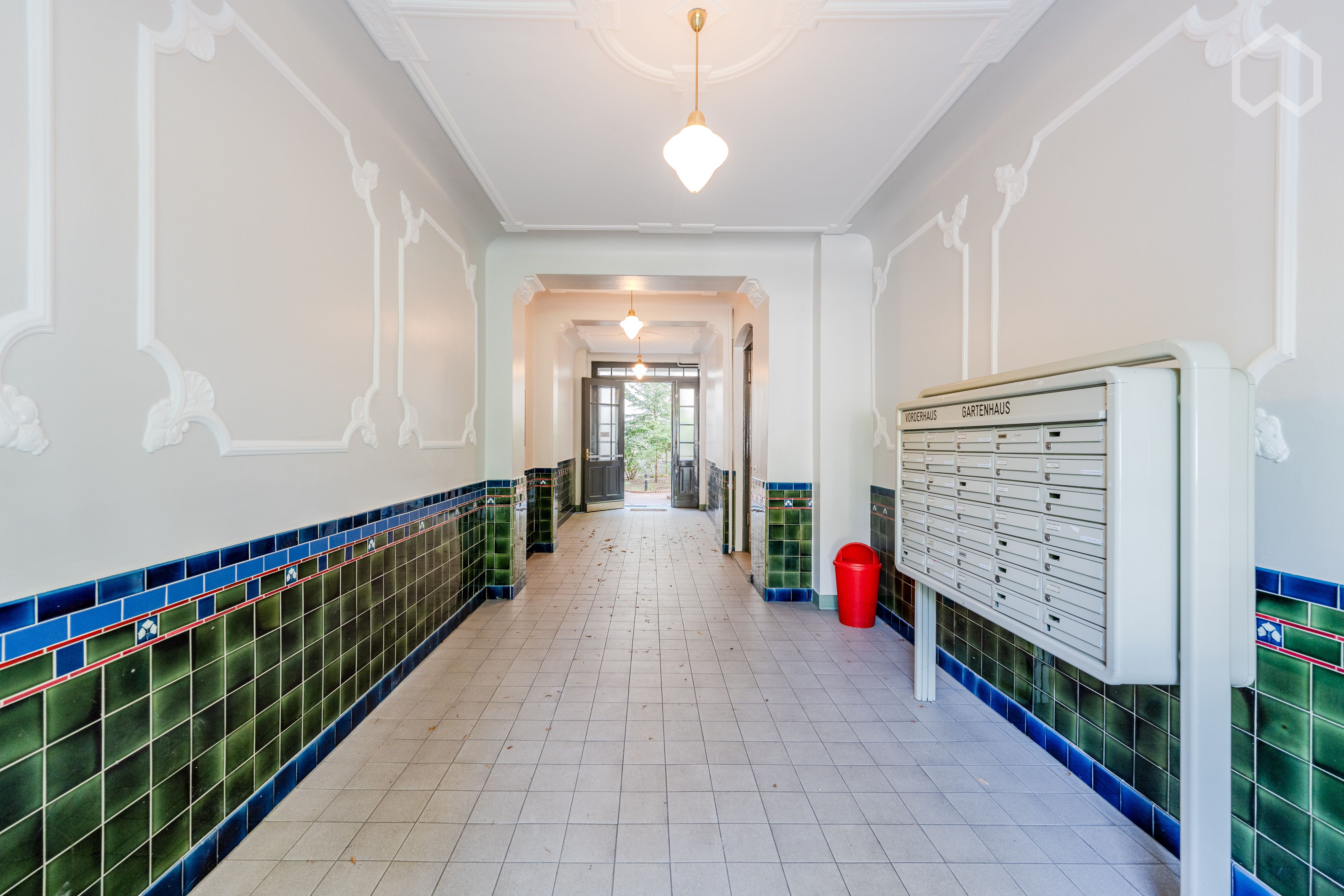  Great And Chic Studio In The Immediate Vicinity Of Kudamm  -  Great and chic studio in the immediate vicinity of Kudamm  - Gallery -  1
