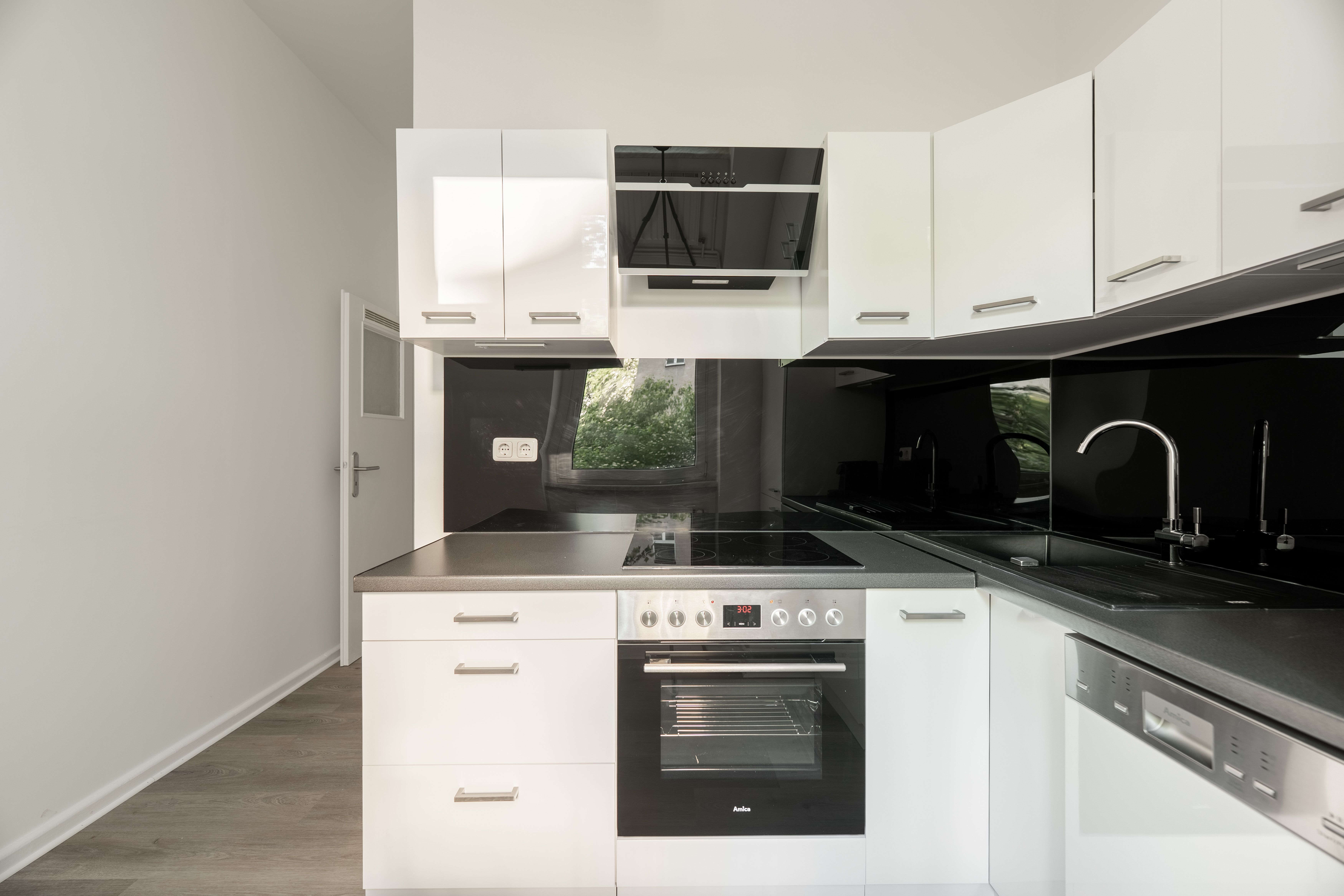  Stunning 2-Bedroom Apartment In Prenzlauer Berg  -  Stunning 2-Bedroom Apartment in Prenzlauer Berg  - Gallery -  1