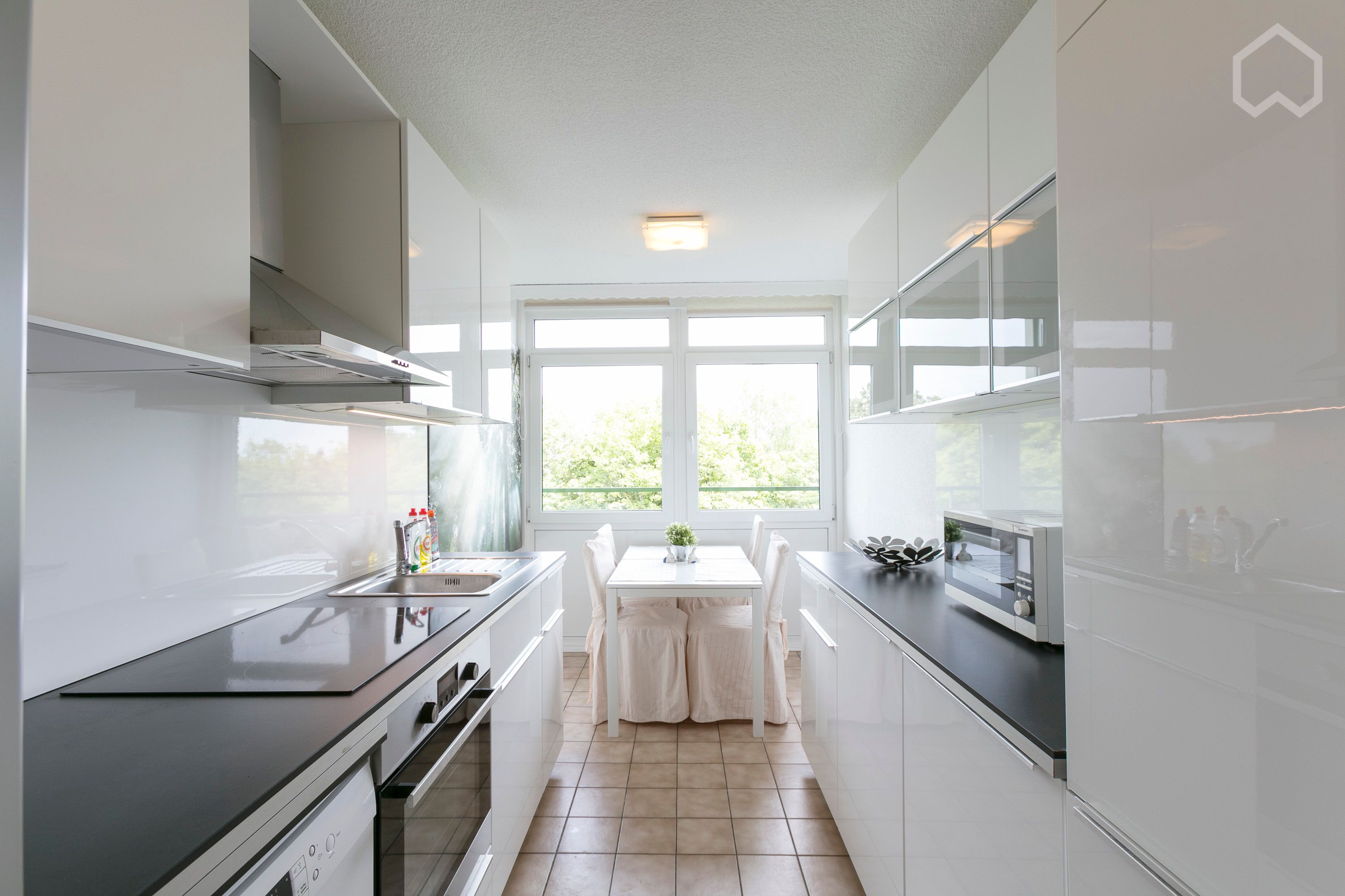 Nice, Bright And Gorgeous Flat In München - 12