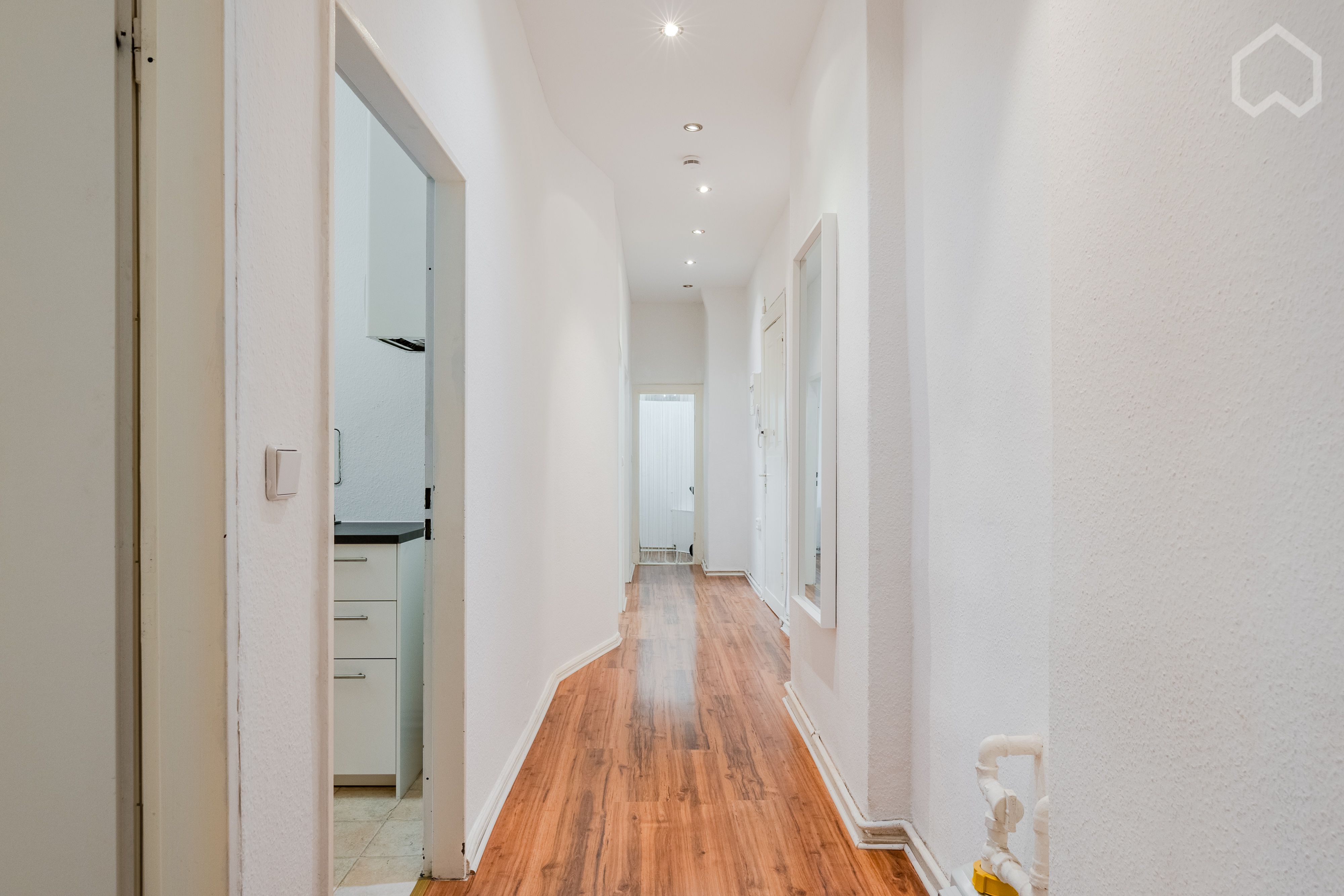  Amazing First Occupancy Flat Located In Wedding  -  Amazing first occupancy flat located in Wedding  - Gallery -  32