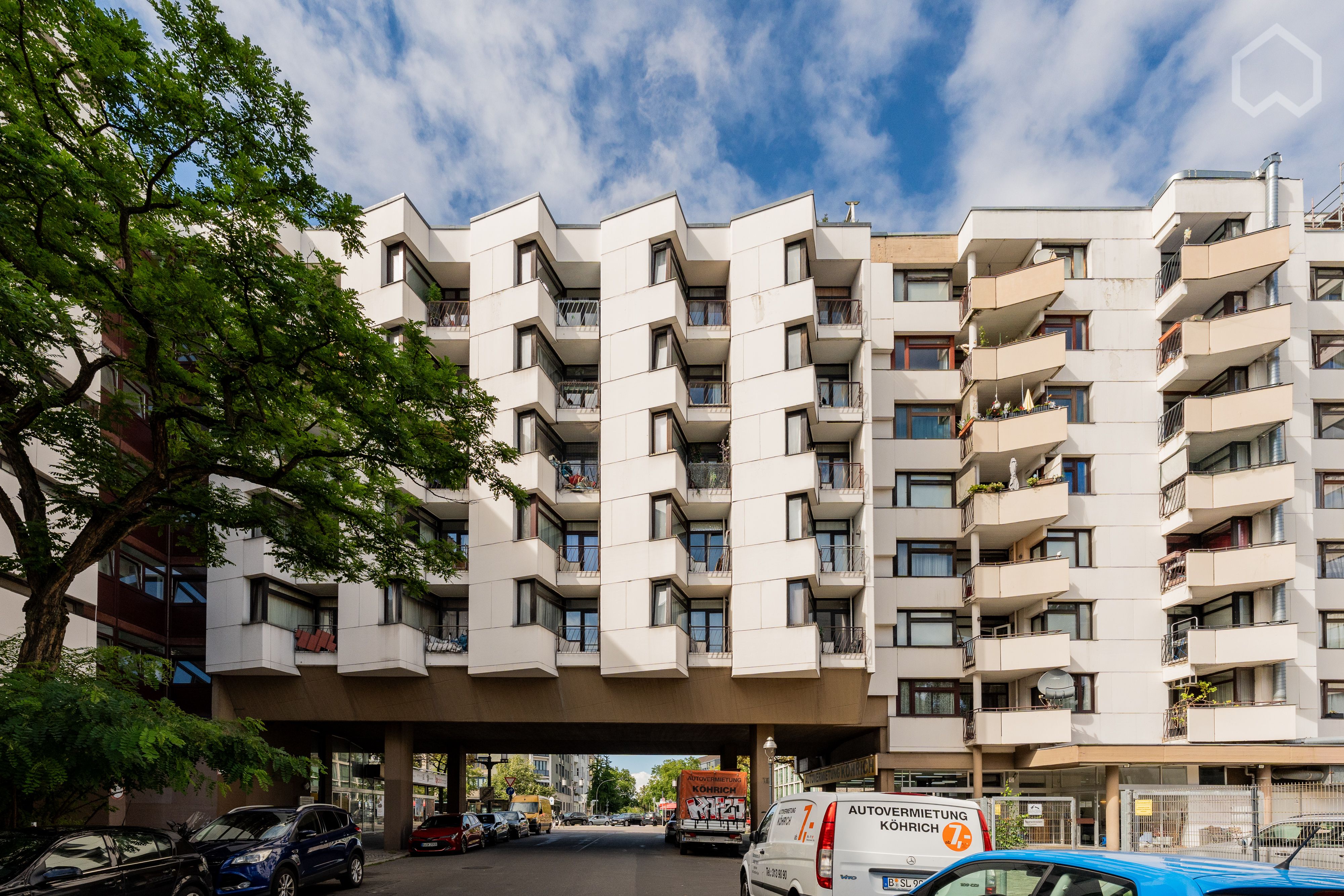  Charming & Centrally Located Apartment With Balcony In Charlottenburg  -  Charming & centrally located apartment with balcony in Charlottenburg  - Gallery -  2