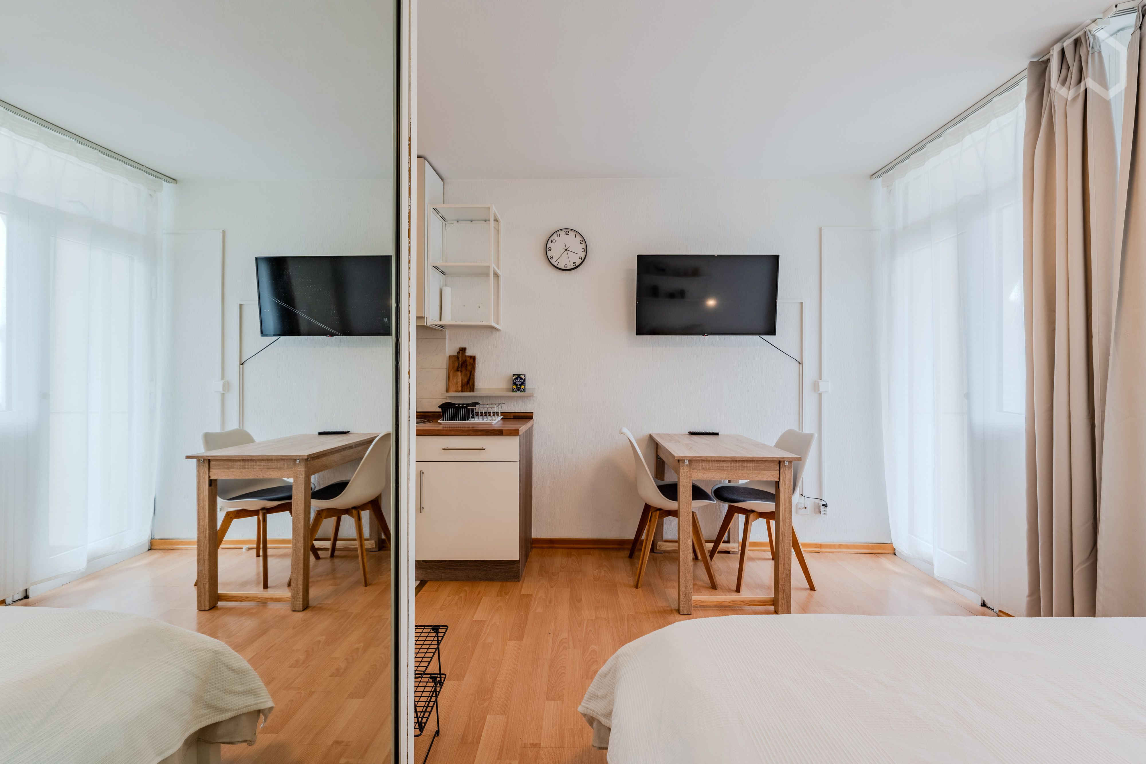  Charming & Centrally Located Apartment With Balcony In Charlottenburg  -  Charming & centrally located apartment with balcony in Charlottenburg  - Gallery -  14