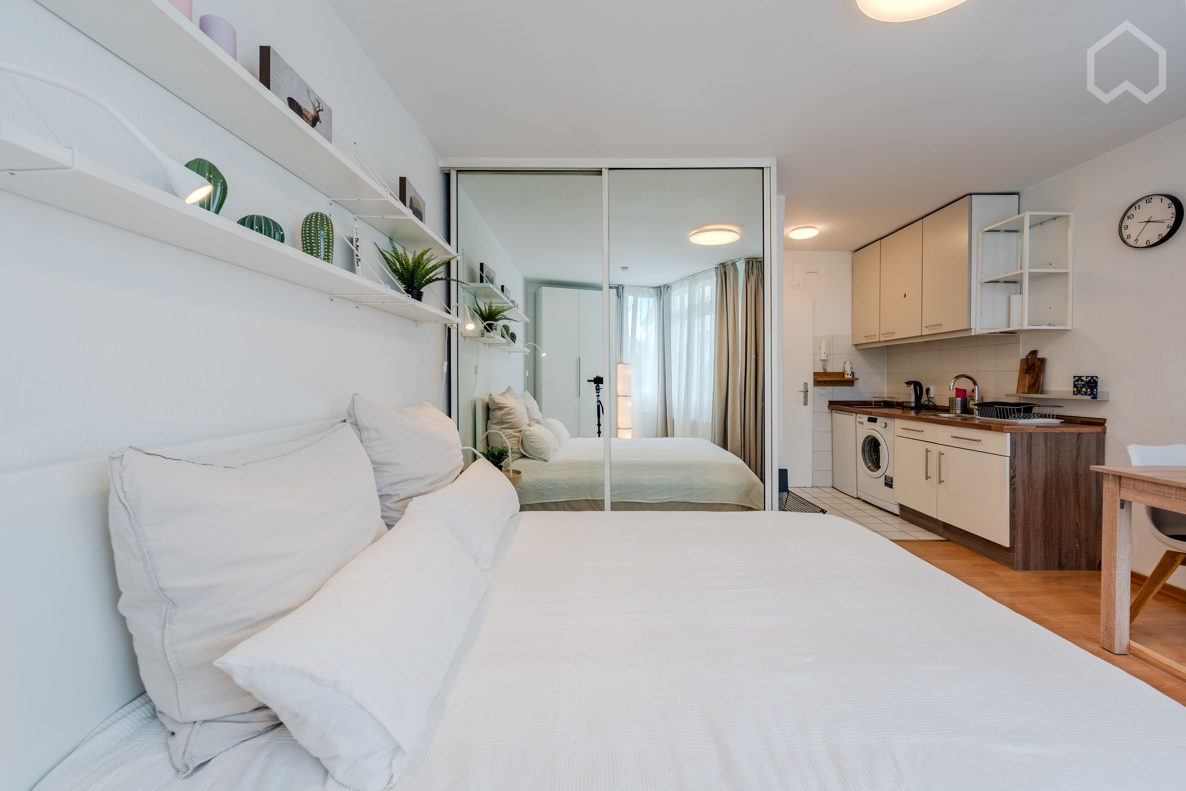  Charming & Centrally Located Apartment With Balcony In Charlottenburg  -  Charming & centrally located apartment with balcony in Charlottenburg  - Gallery -  15