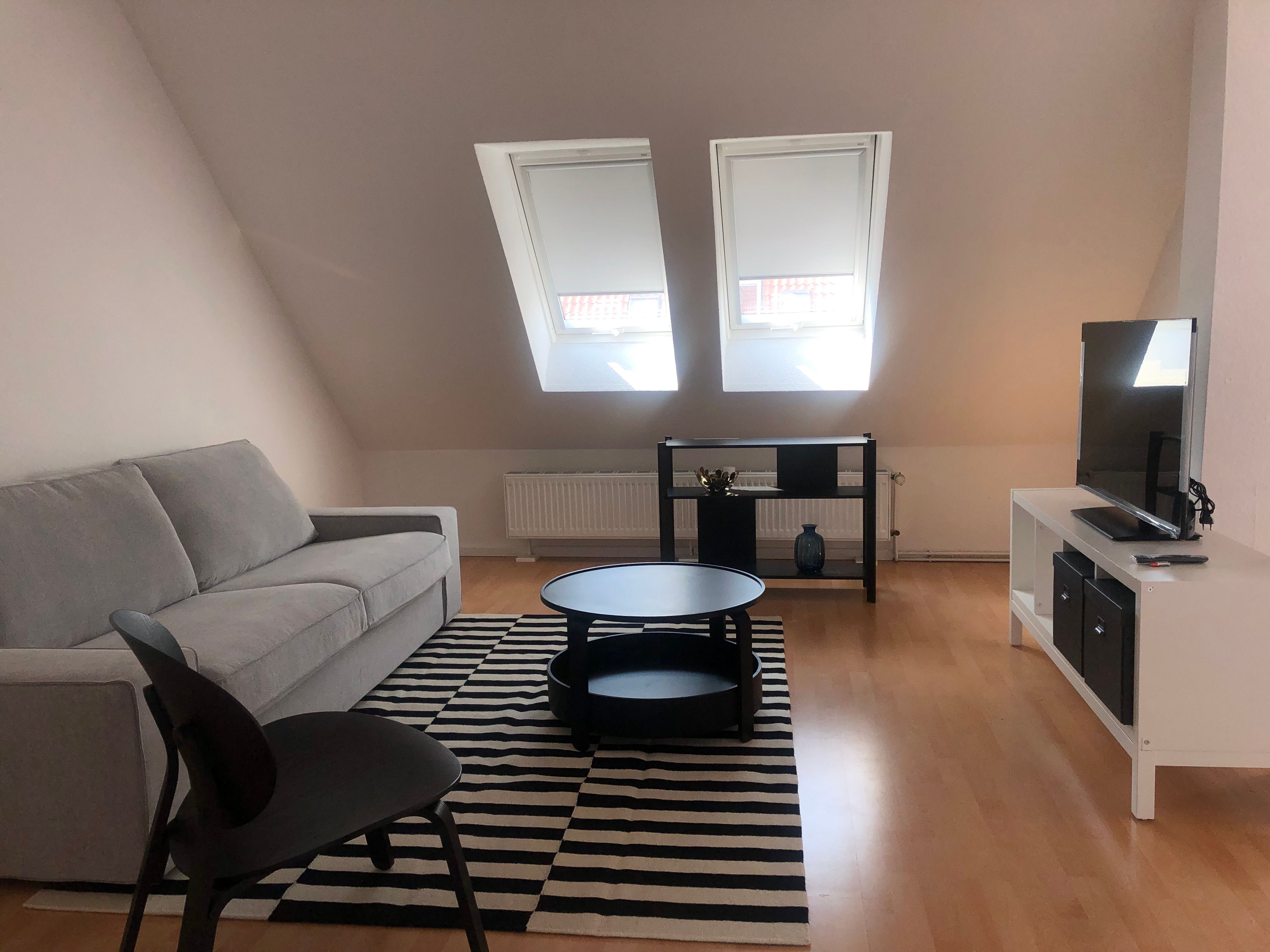  Feel At Home In This Modern Rooftop Apartment With Roof Terrace In The Heart Of Vibrant, Up-And-Comi  -  Feel at home in this modern rooftop apartment with roof terrace in the heart of vibrant, up-and-coming Neukölln.  - Gallery -  1