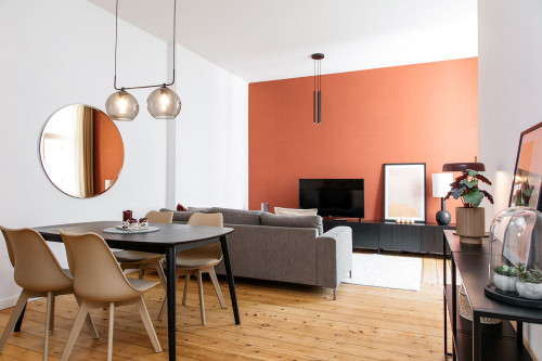 CHIC APARTMENT WITH A LOT OF SPACE