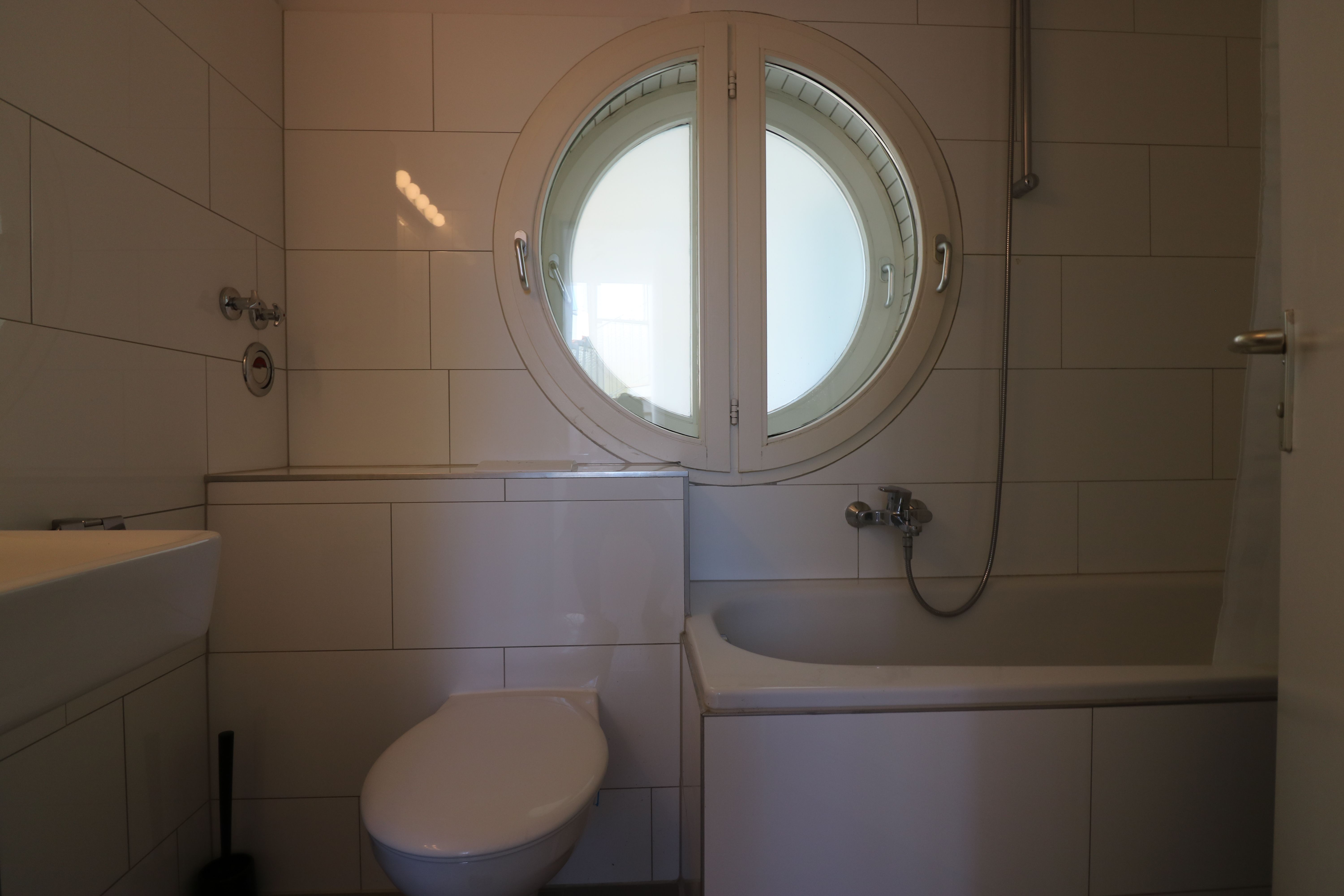  Modern 3-Room Maisonette Apartment In The Heart Of Berlin  -  Modern 3-room maisonette apartment in the heart of Berlin  - Gallery -  9