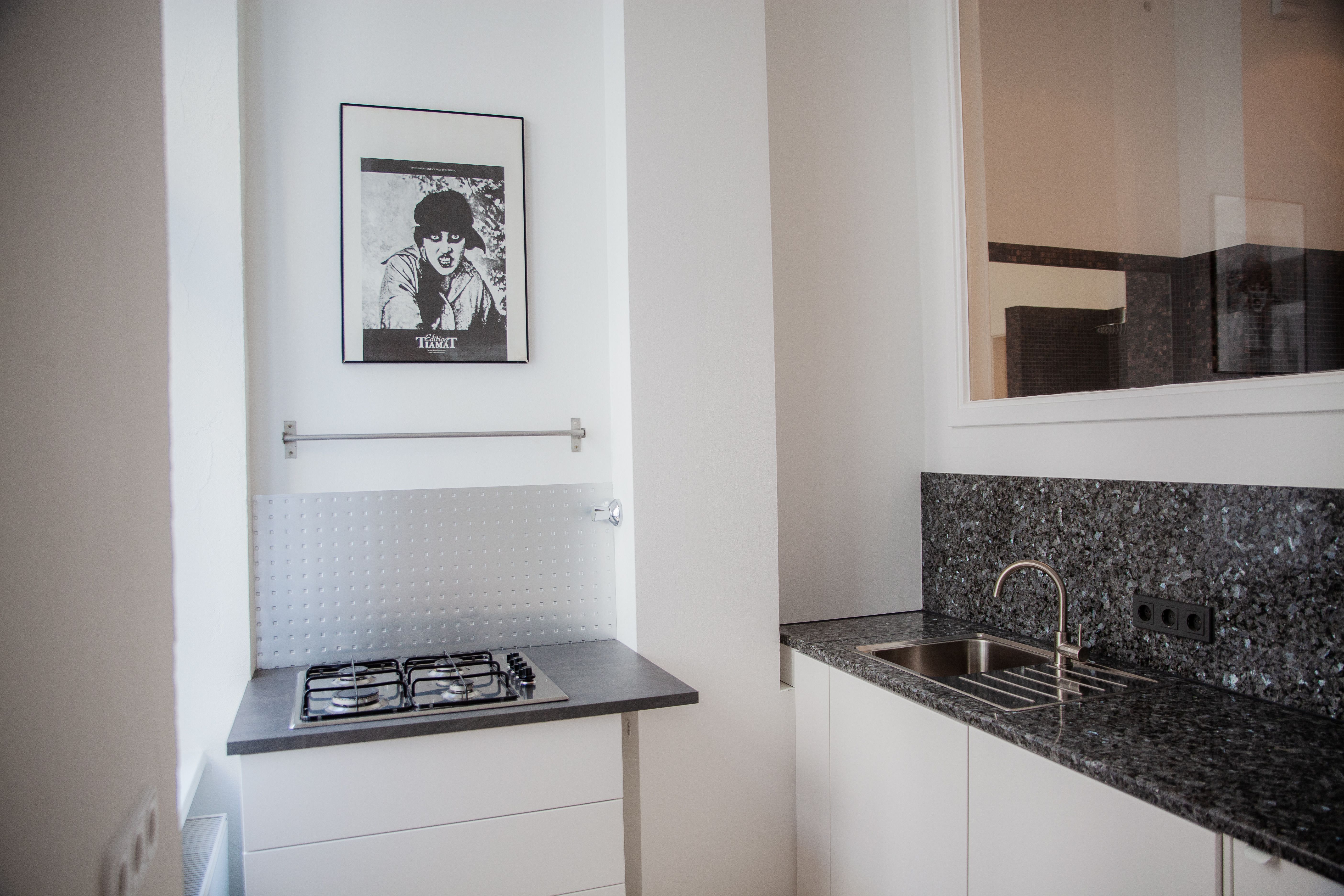 Elegant Apartment With Timeless Interiors At Oranienplatz - Elegant Apartment with Timeless Interiors at Oranienplatz - Gallery - 11