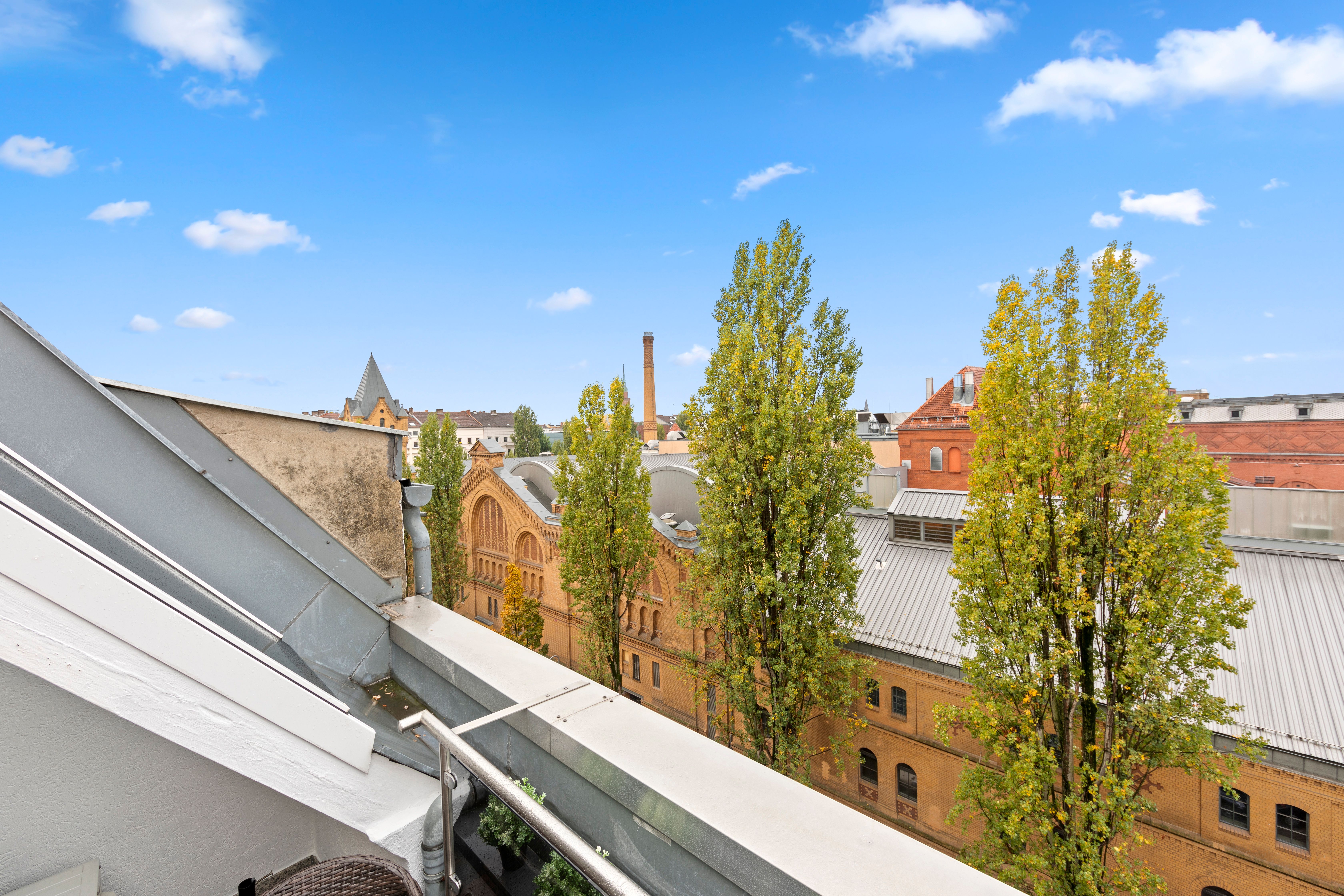 Highly Attractive, Completely Renovated Penthouse - Highly attractive, completely renovated penthouse - Gallery - 19