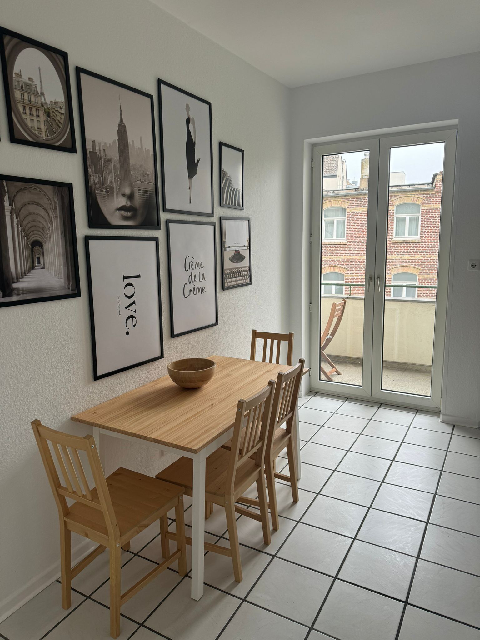  4 Bedroom Apartment At Fancy Oberkassel Luegallee  -  4 bedroom apartment at fancy Oberkassel Luegallee  - Gallery -  5