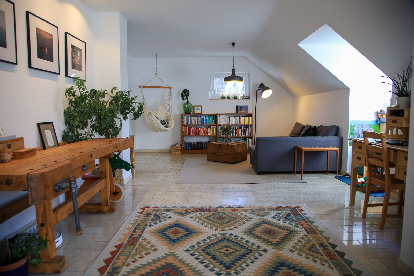  Fully Furnished 3-Room Apartment (113 Sqm) With Garden & South-Facing Loggia + Carport – Erlangen (B  -  Fully furnished 3-room apartment (113 sqm) with garden & south-facing loggia + carport – Erlangen (Bergkirchweihviertel) – (utilities/electricity/internet included)  - Gallery -  18