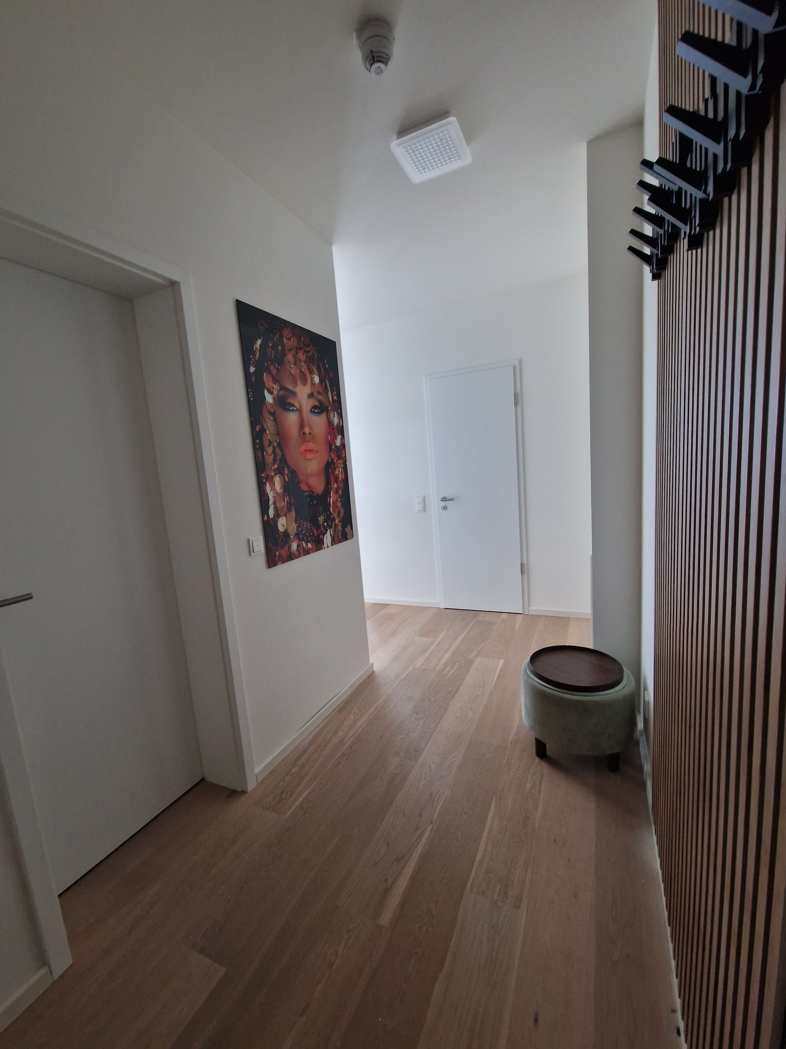 Luxurious & Furnished Apartment With Panoramic View Over Düsseldorf-City - Luxurious & Furnished Apartment with panoramic view over Düsseldorf-City - Gallery - 2