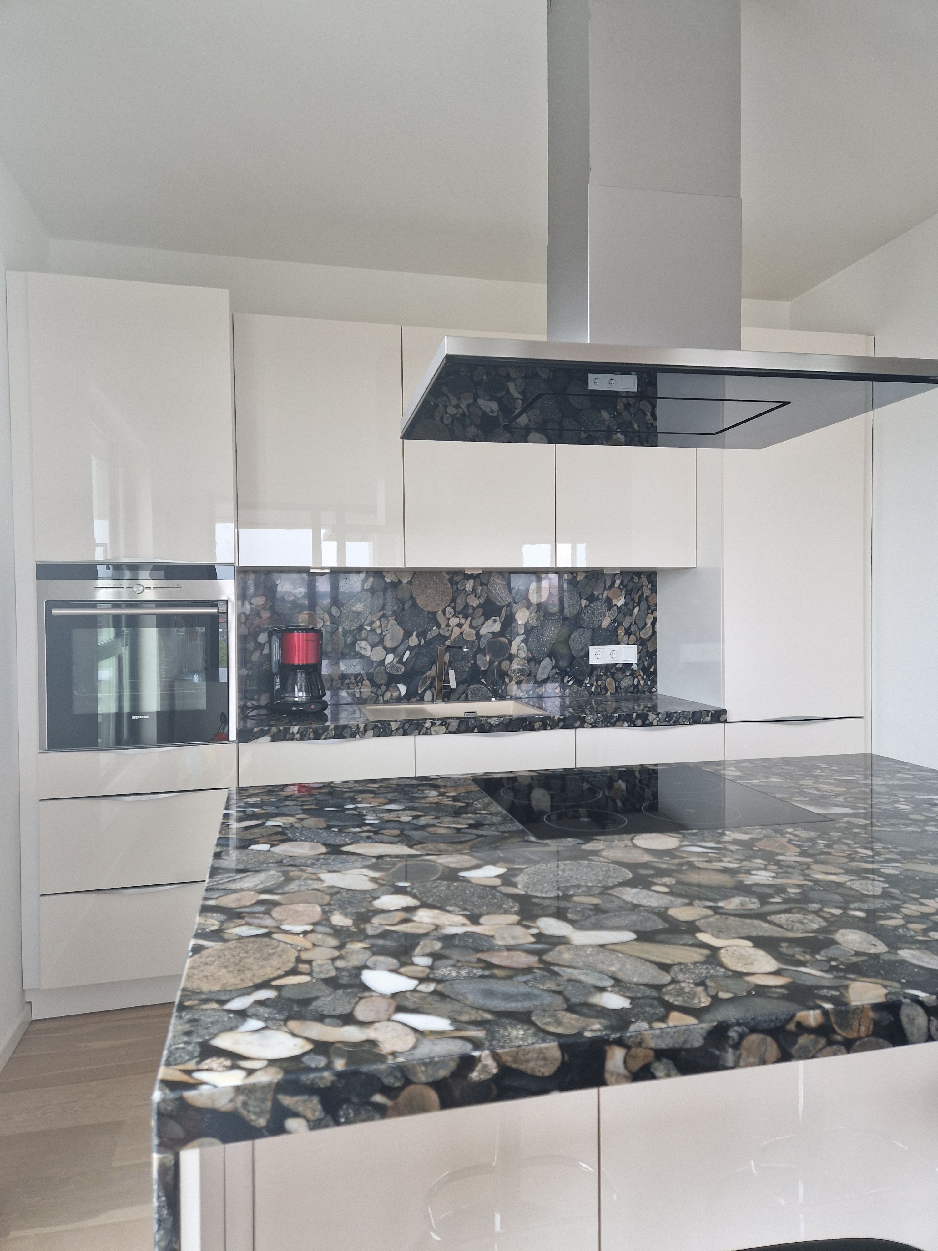  Luxurious & Furnished Apartment With Panoramic View Over Düsseldorf-City  -  Luxurious & Furnished Apartment with panoramic view over Düsseldorf-City  - Gallery -  9