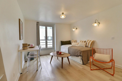 Rue de Ménilmontant, Paris