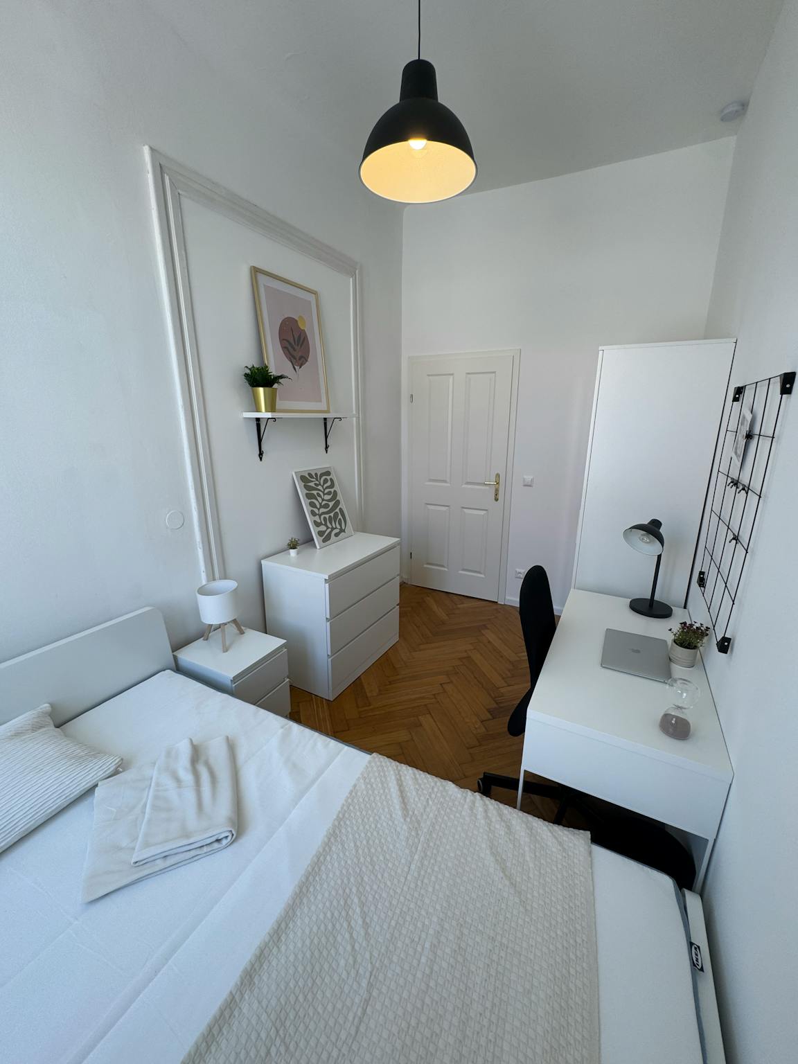  Private Room  -  Baumgasse, Vienna  - Gallery -  1