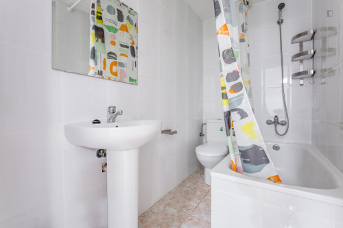Charming single bedroom close to Facultat de Filosofia - Universitat de Barcelona