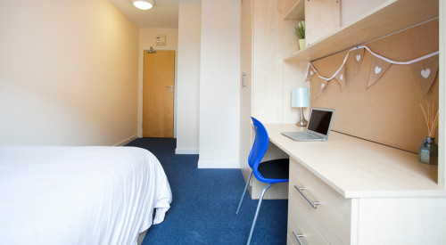 Brayford Quay  - Gallery -  5