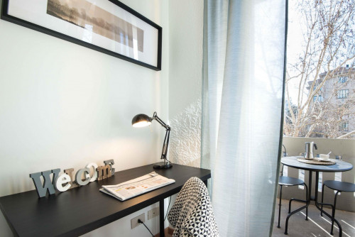 Awesome double bedroom with balcony close to Metro Carducci station - Gallery - 21