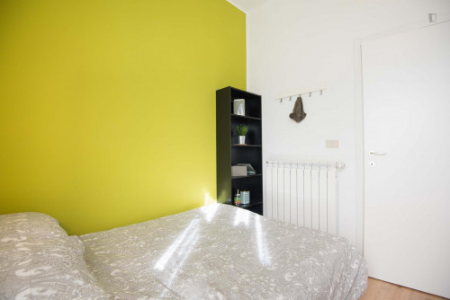 Awesome double bedroom with balcony close to Metro Carducci station - Gallery - 24
