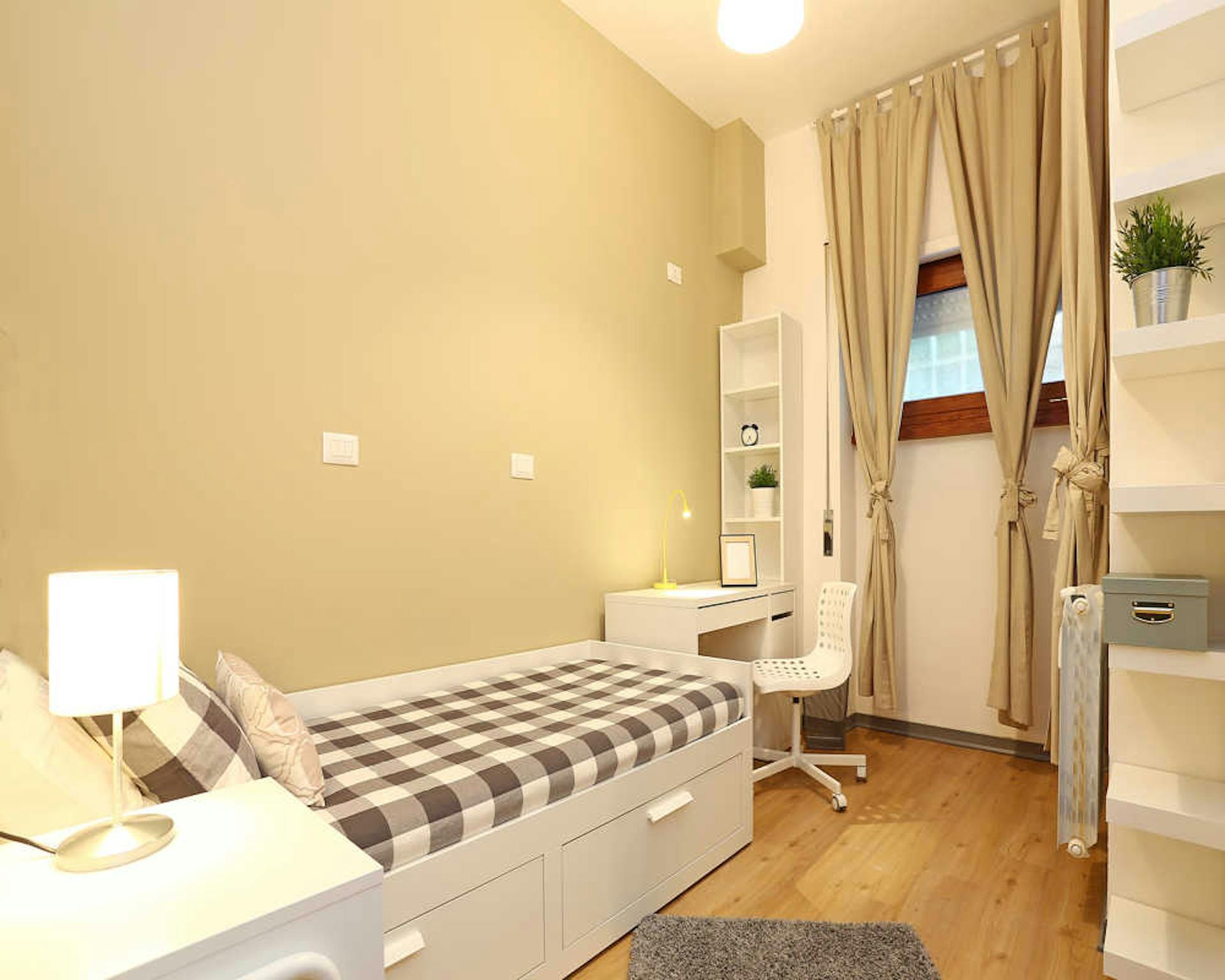 Private Room - Via della Camilluccia, Rome - Gallery - 1