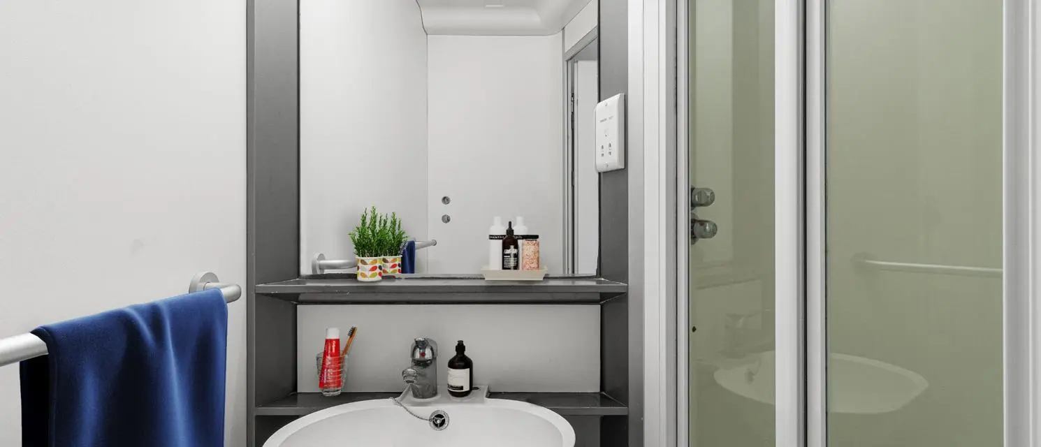 Platinum En-Suite - Chapter Islington - Gallery - 2