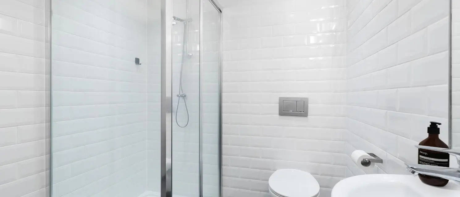  1 Bed Apartment  -  Chapter Aldgate  - Gallery -  4