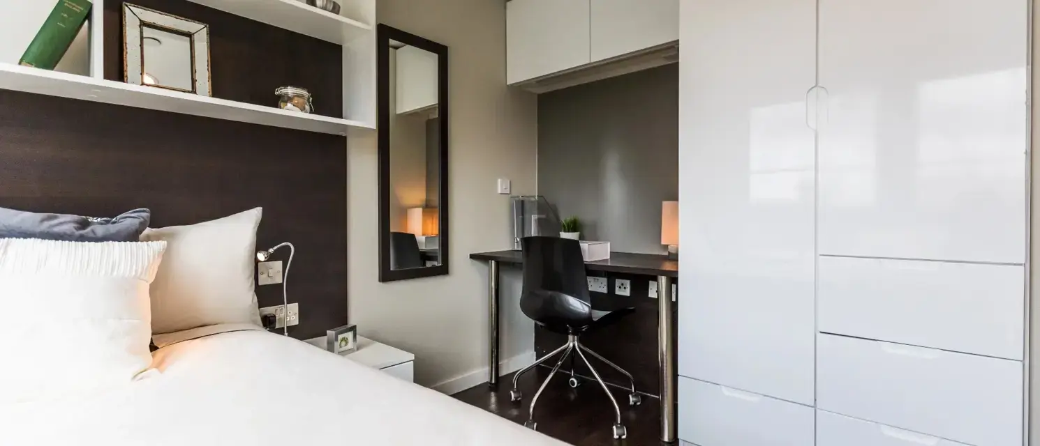 Two Bed Apartment - Chapter Old Street - Gallery - 4