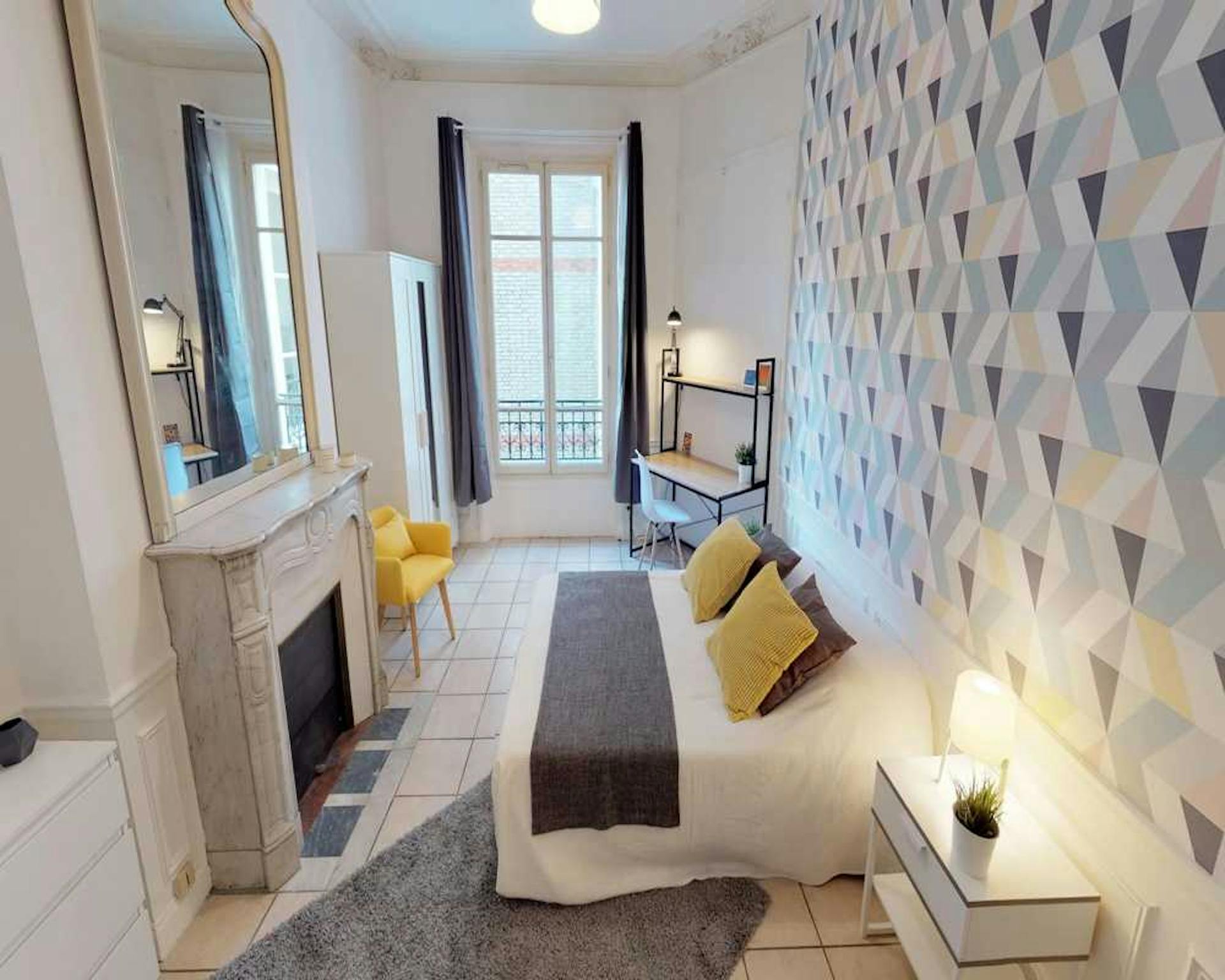 Private Room - Rue de Picpus, Paris - Gallery - 1